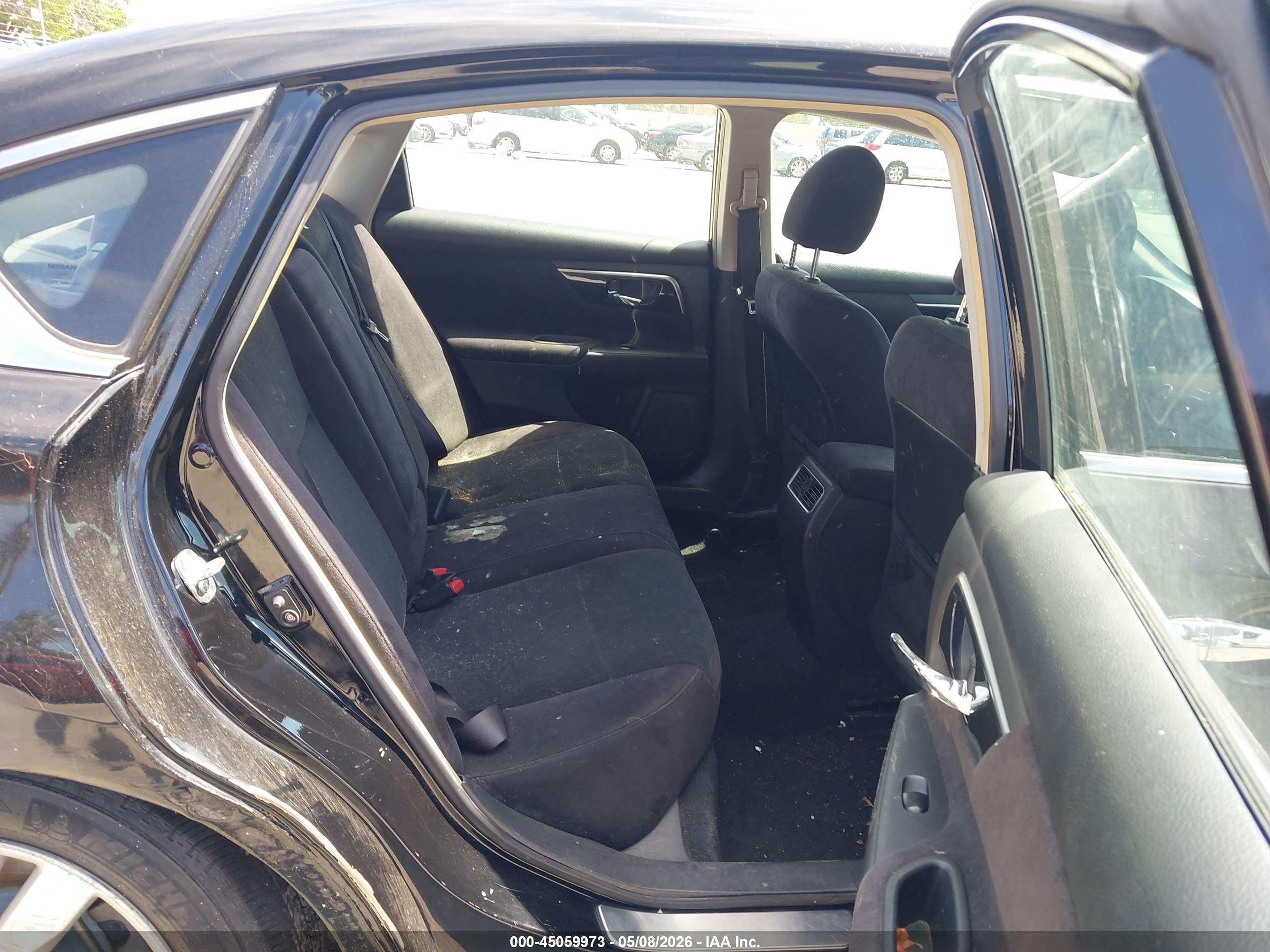 NISSAN ALTIMA image 8