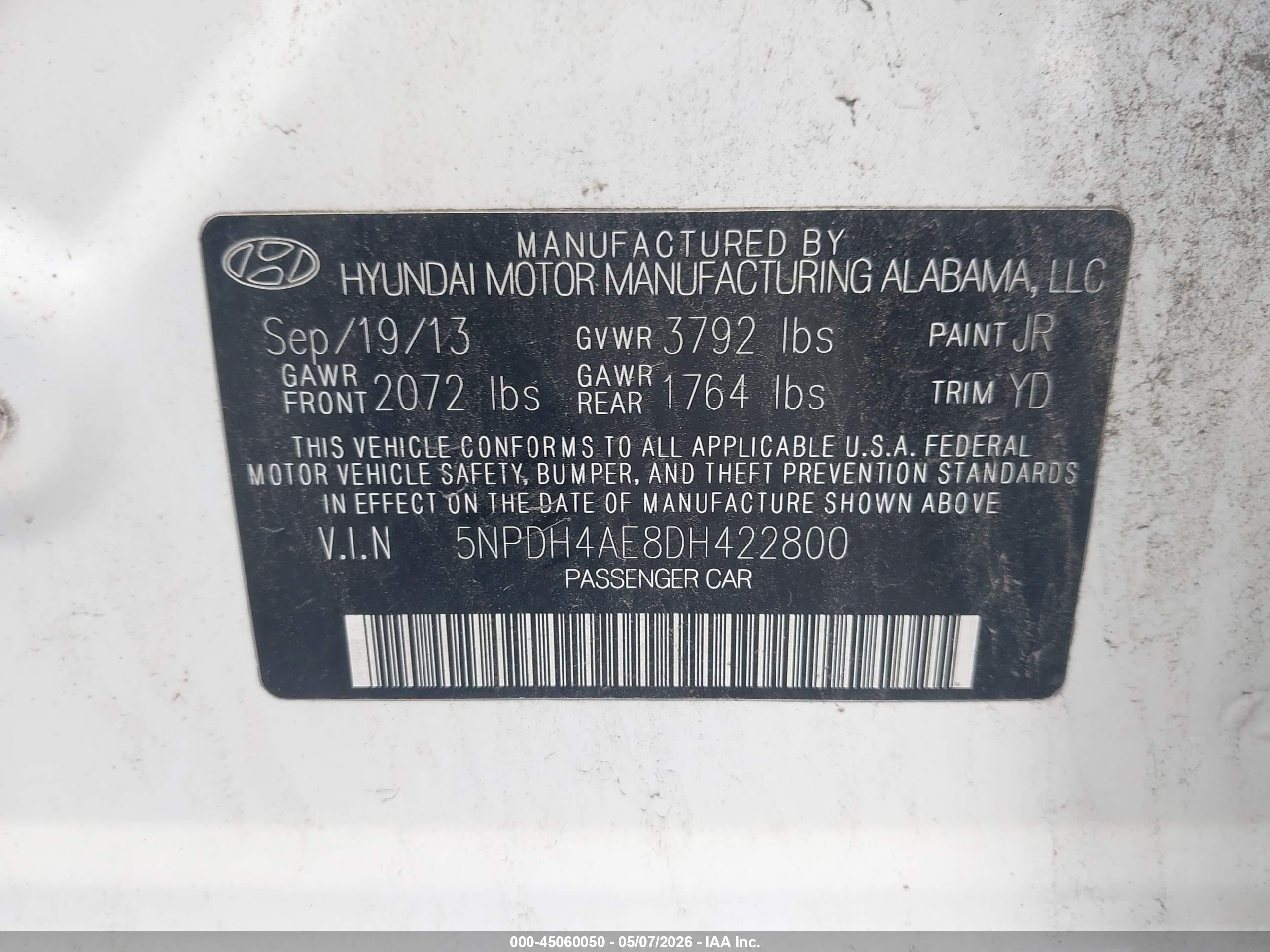 HYUNDAI ELANTRA image 9