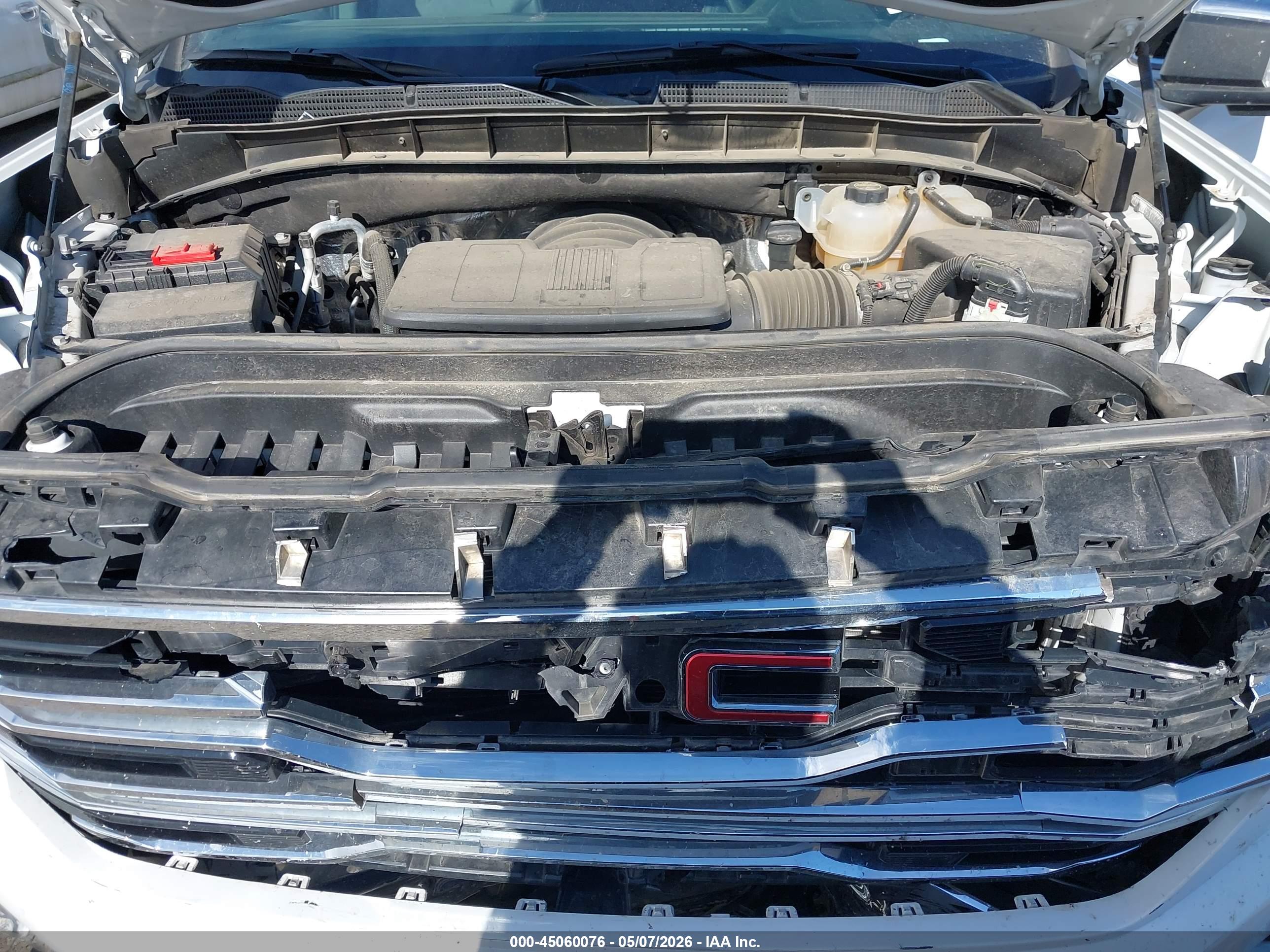 GMC SIERRA image 10