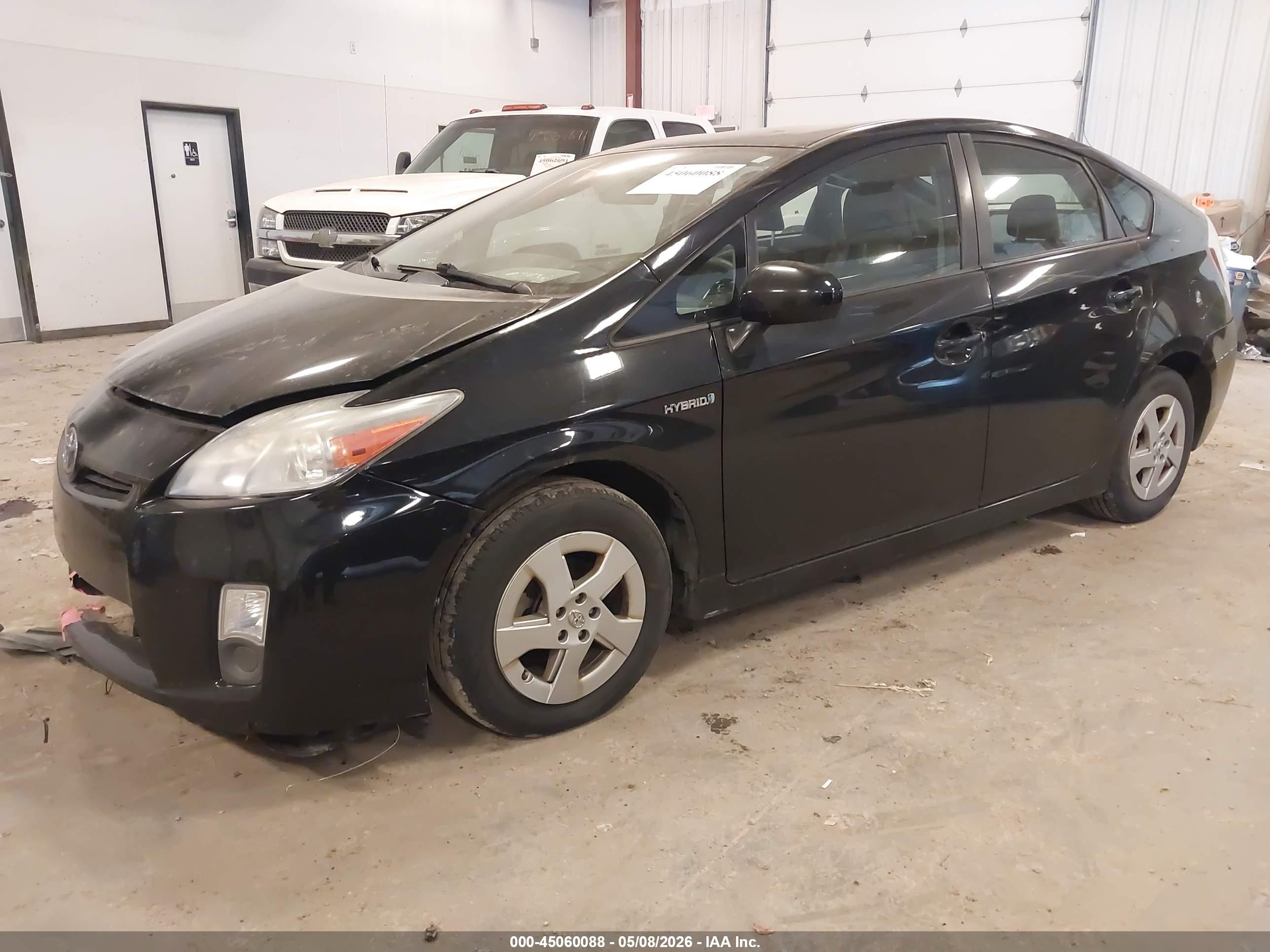 TOYOTA PRIUS image 2