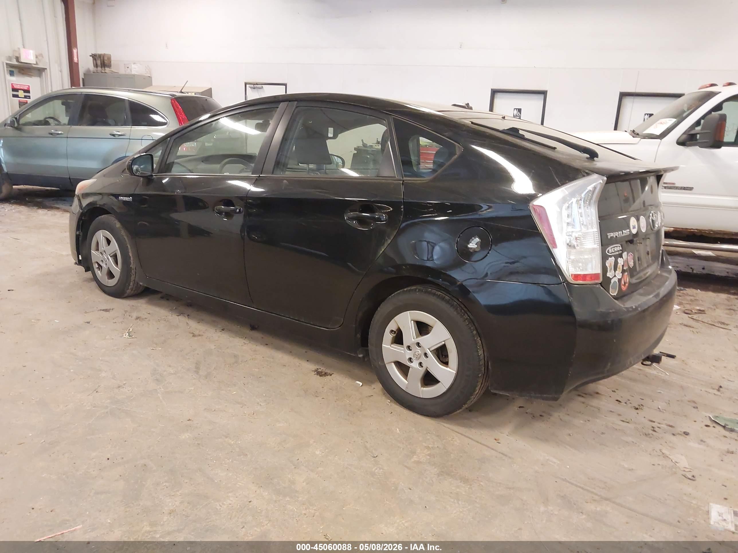 TOYOTA PRIUS image 3