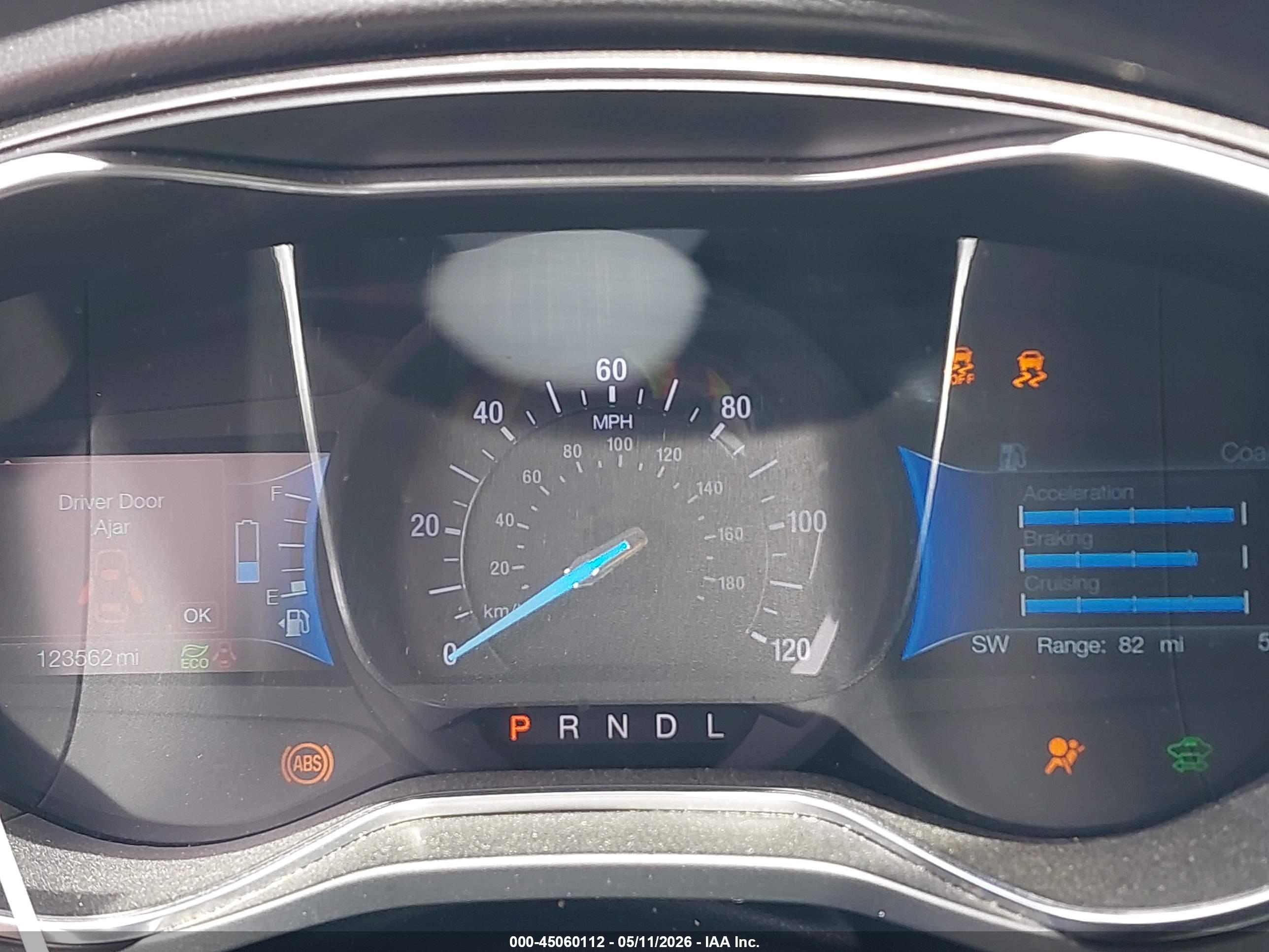 FORD FUSION image 7
