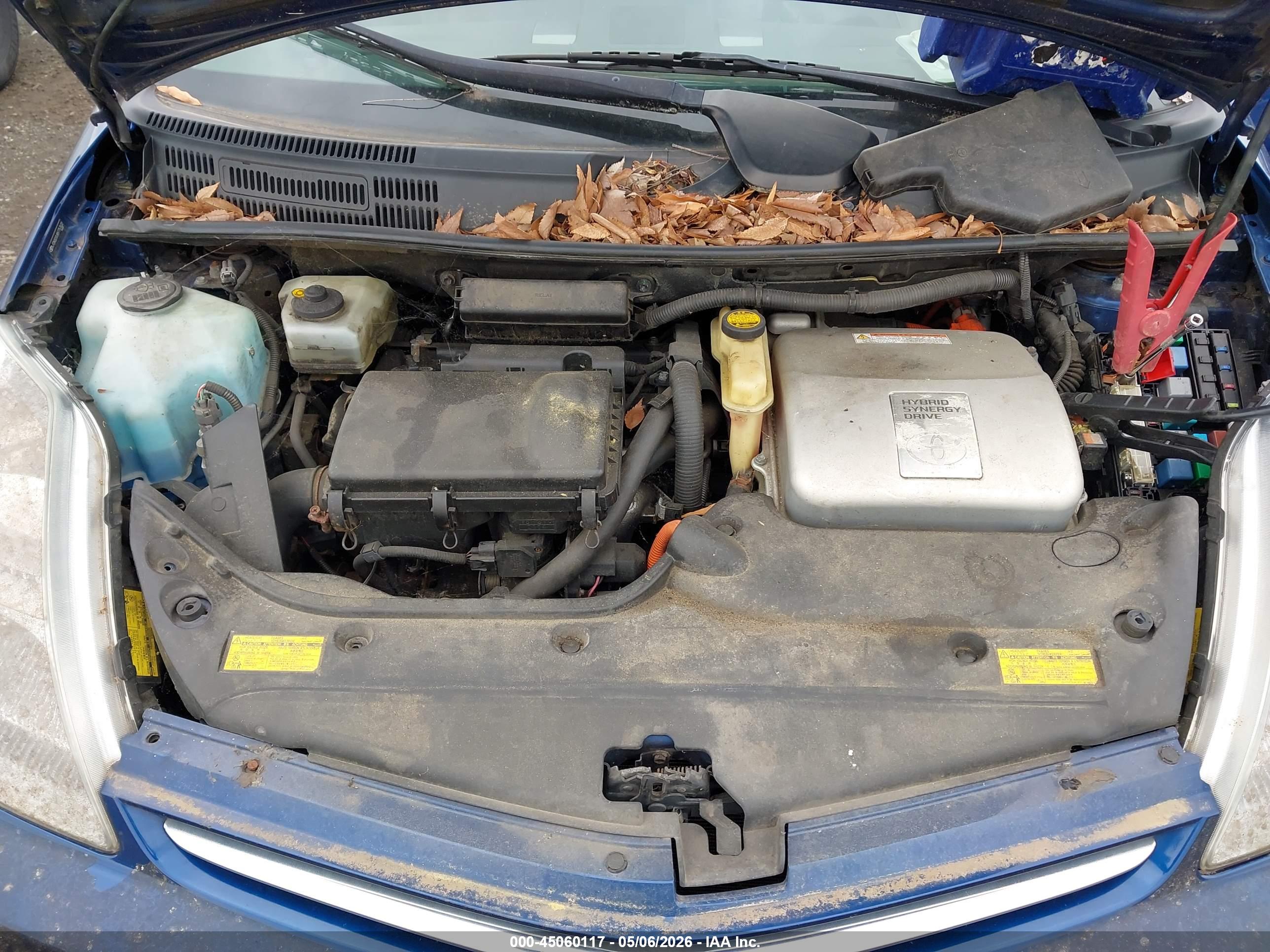 TOYOTA PRIUS image 10