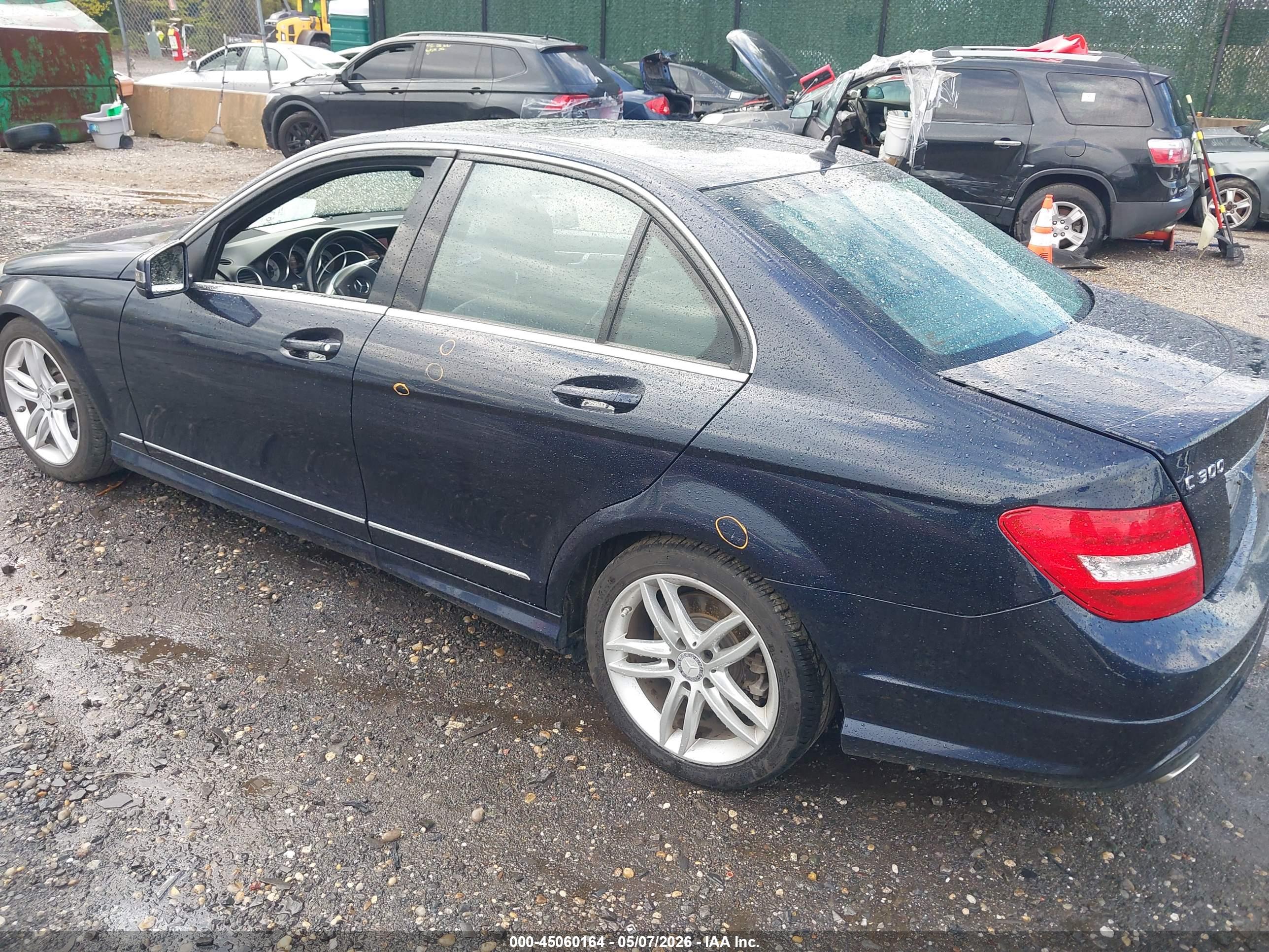 MERCEDES-BENZ C image 3