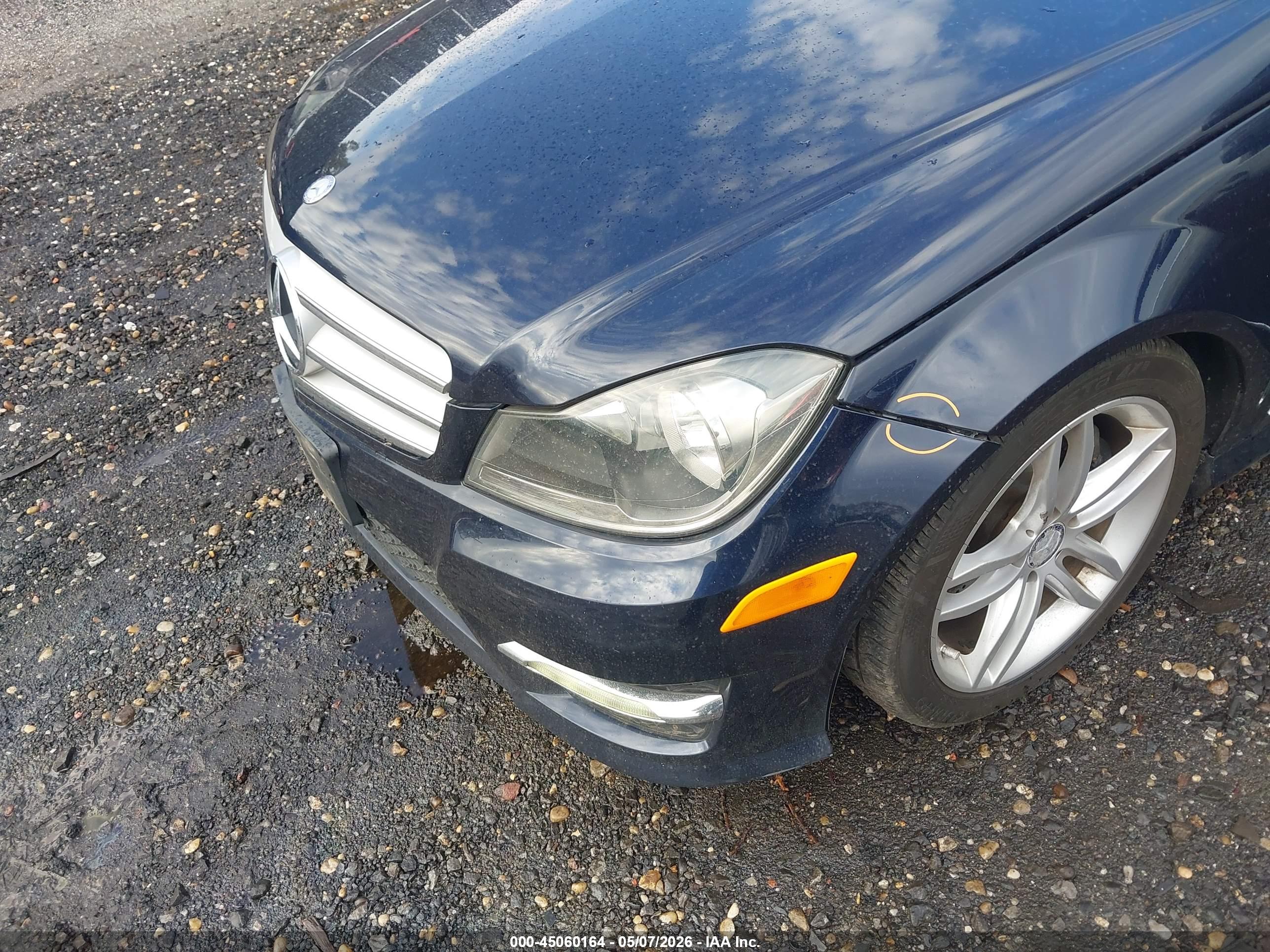 MERCEDES-BENZ C image 6