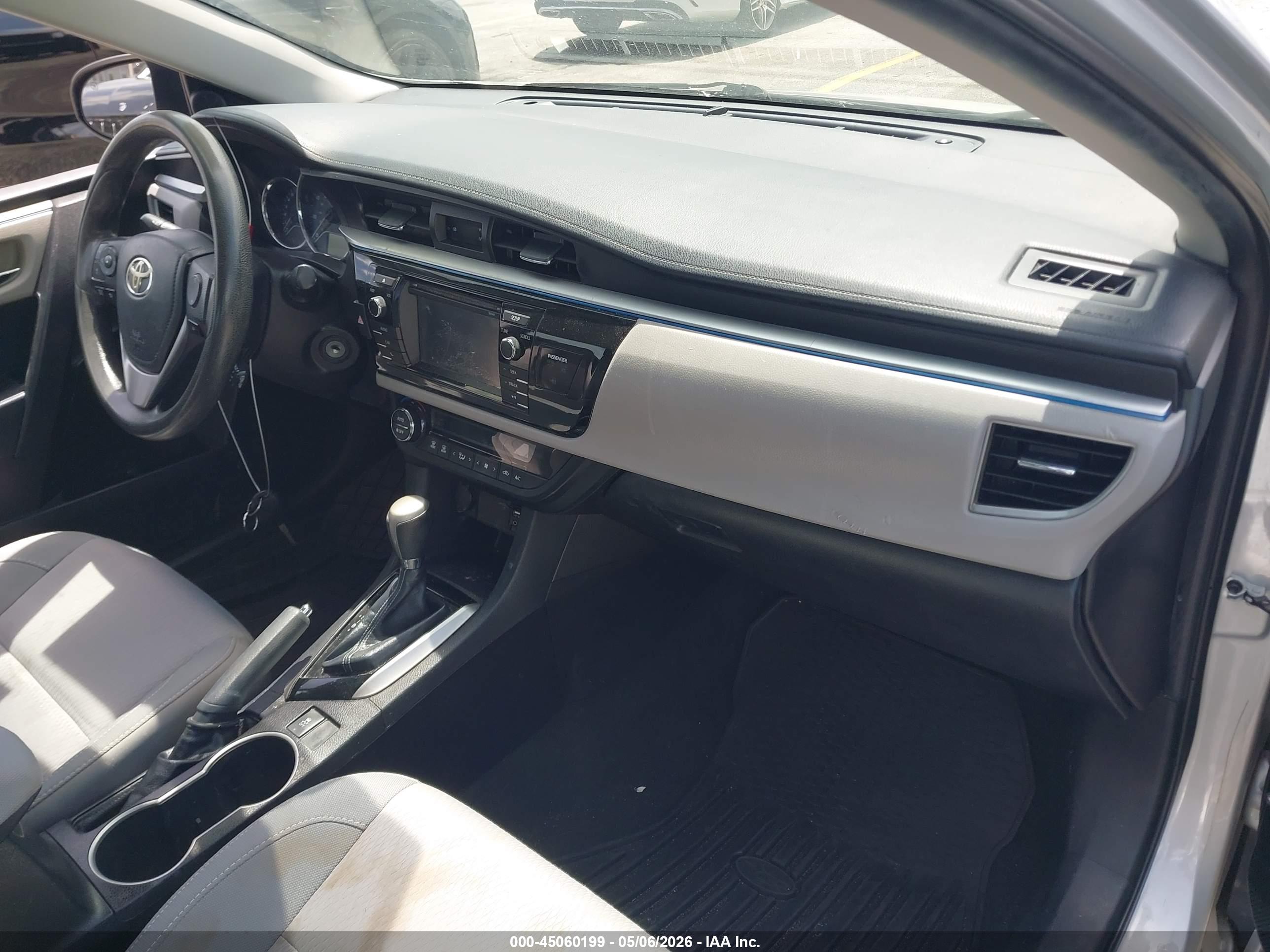 TOYOTA COROLLA image 5