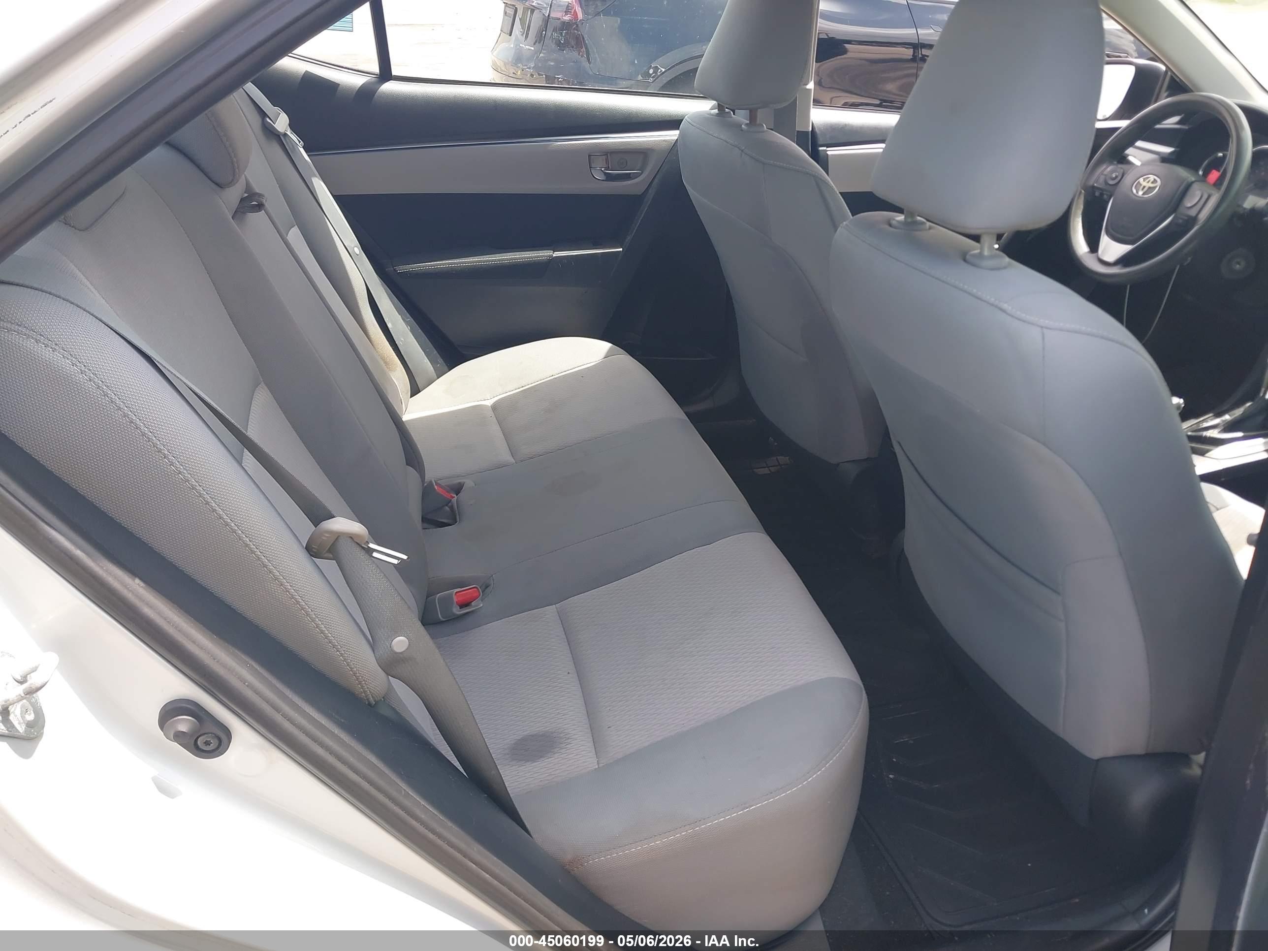 TOYOTA COROLLA image 8