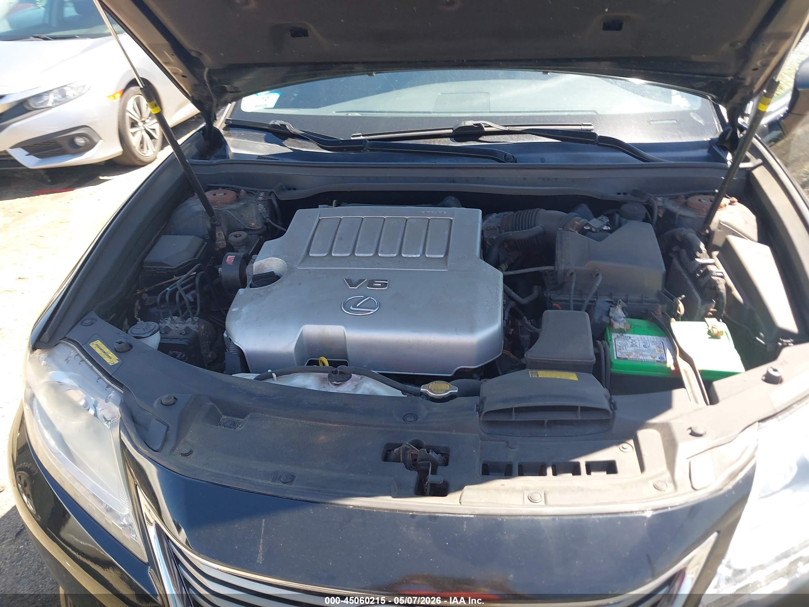 LEXUS ES image 6