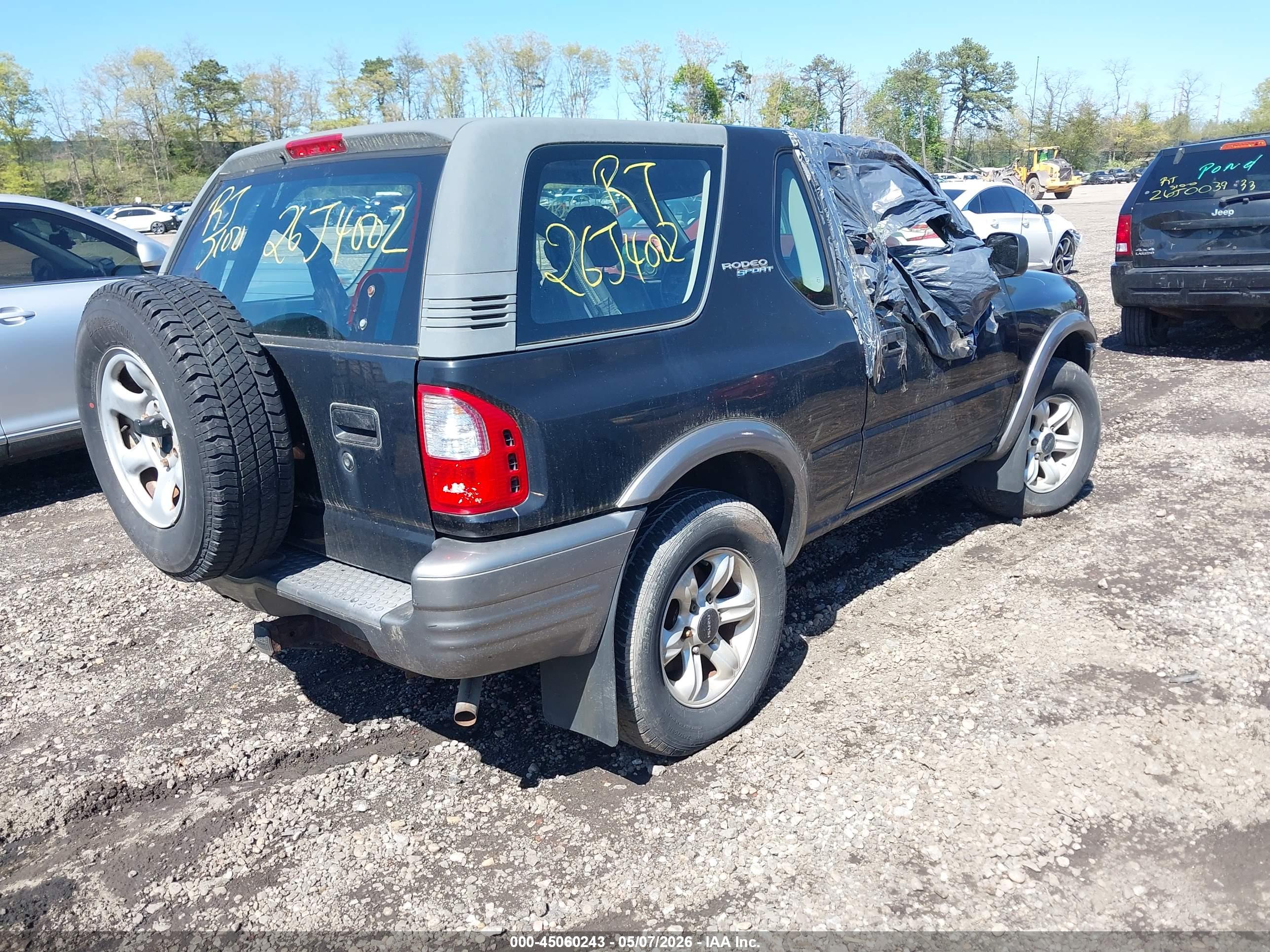 ISUZU RODEO image 4