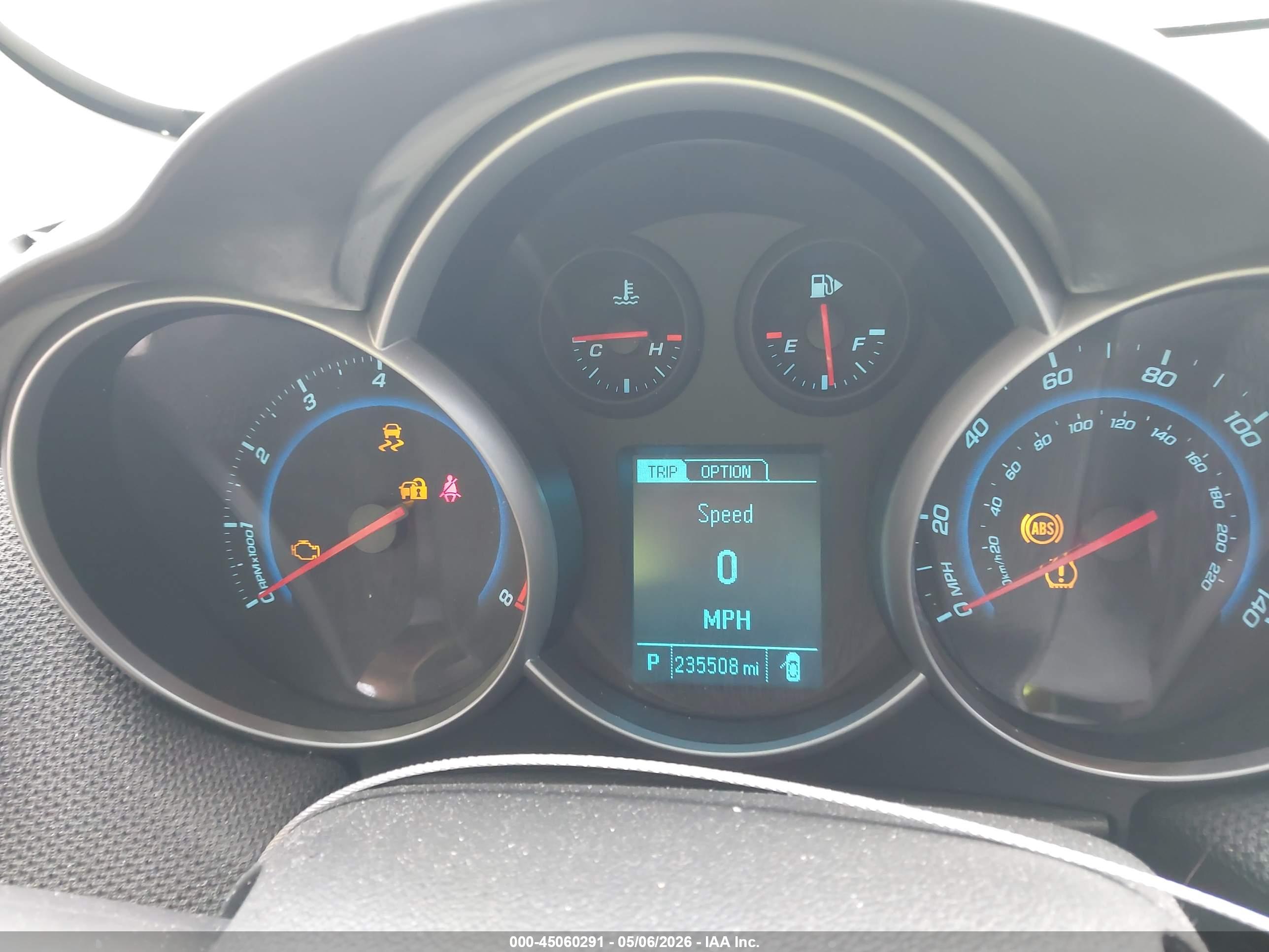 CHEVROLET CRUZE image 7