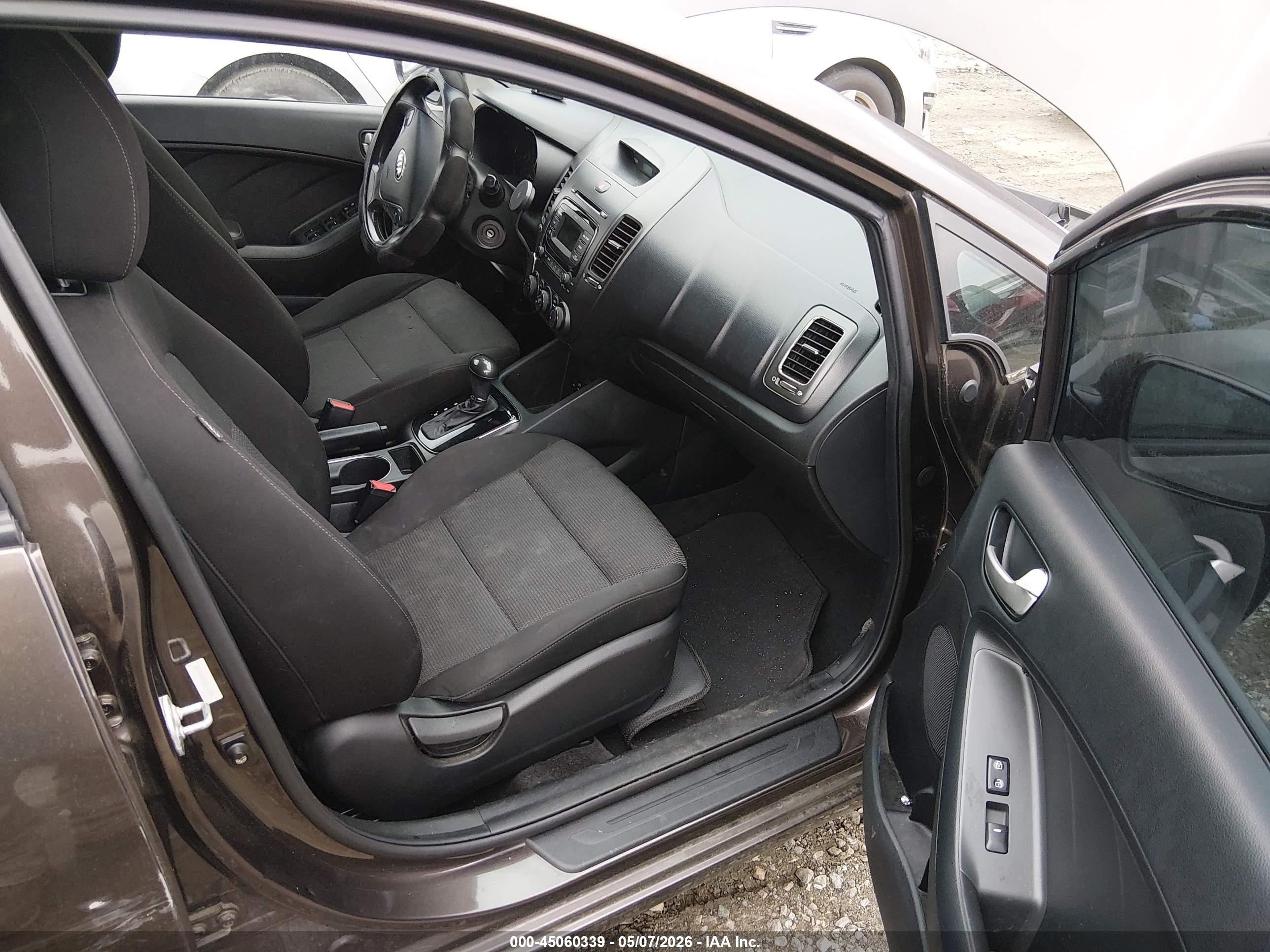 KIA FORTE image 5