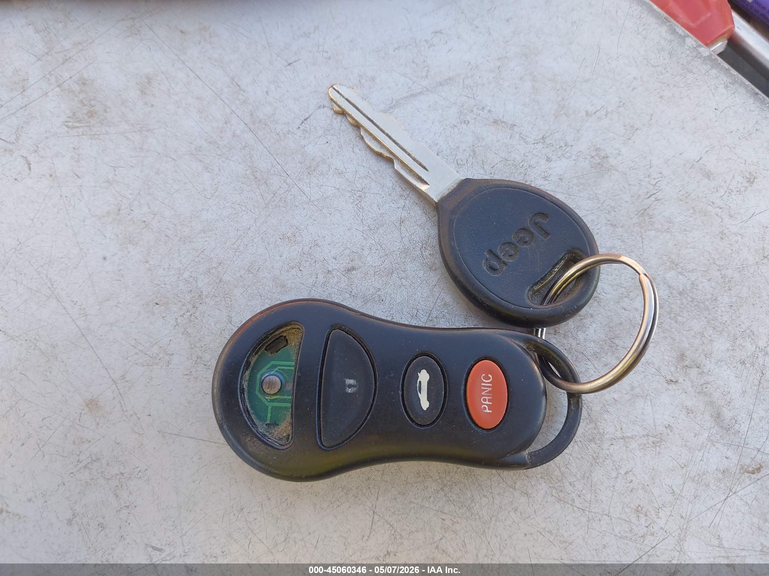 JEEP LIBERTY image 11