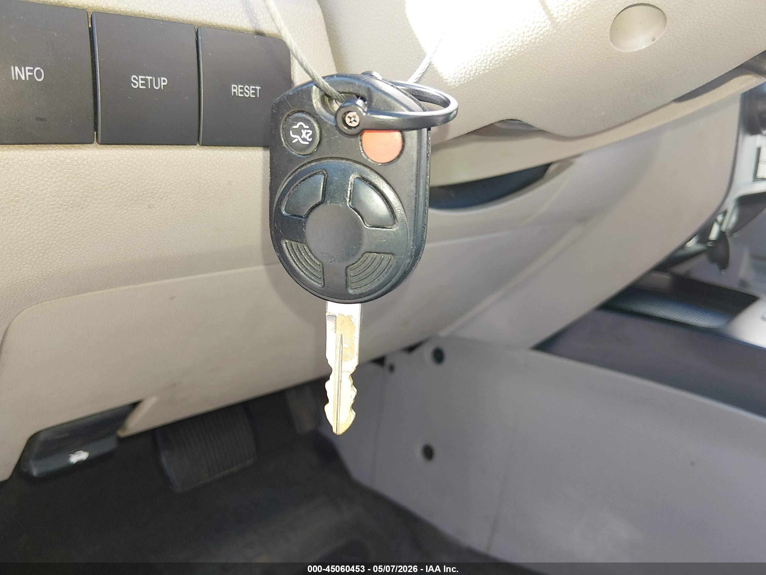 FORD ESCAPE image 11
