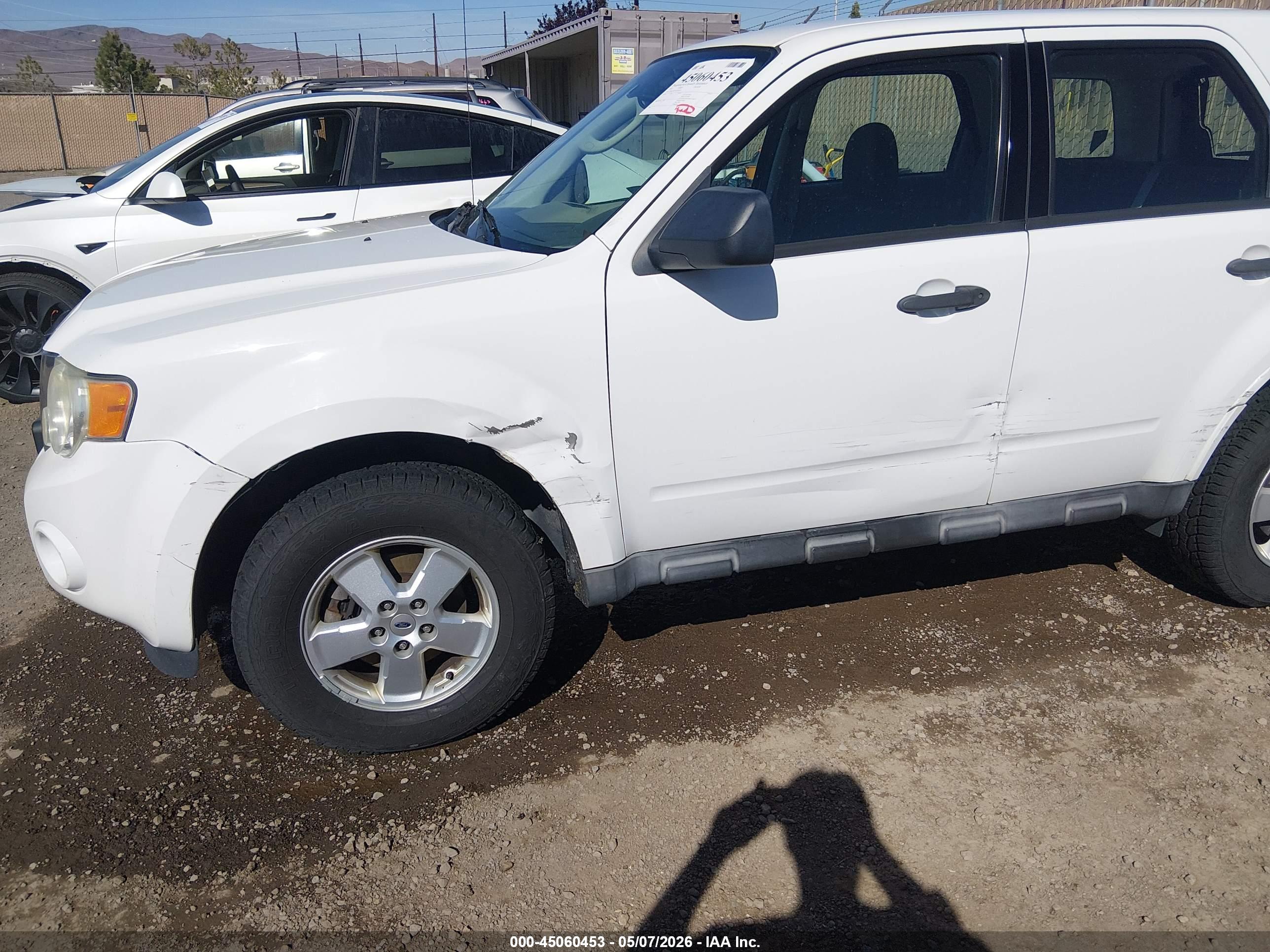 FORD ESCAPE image 6