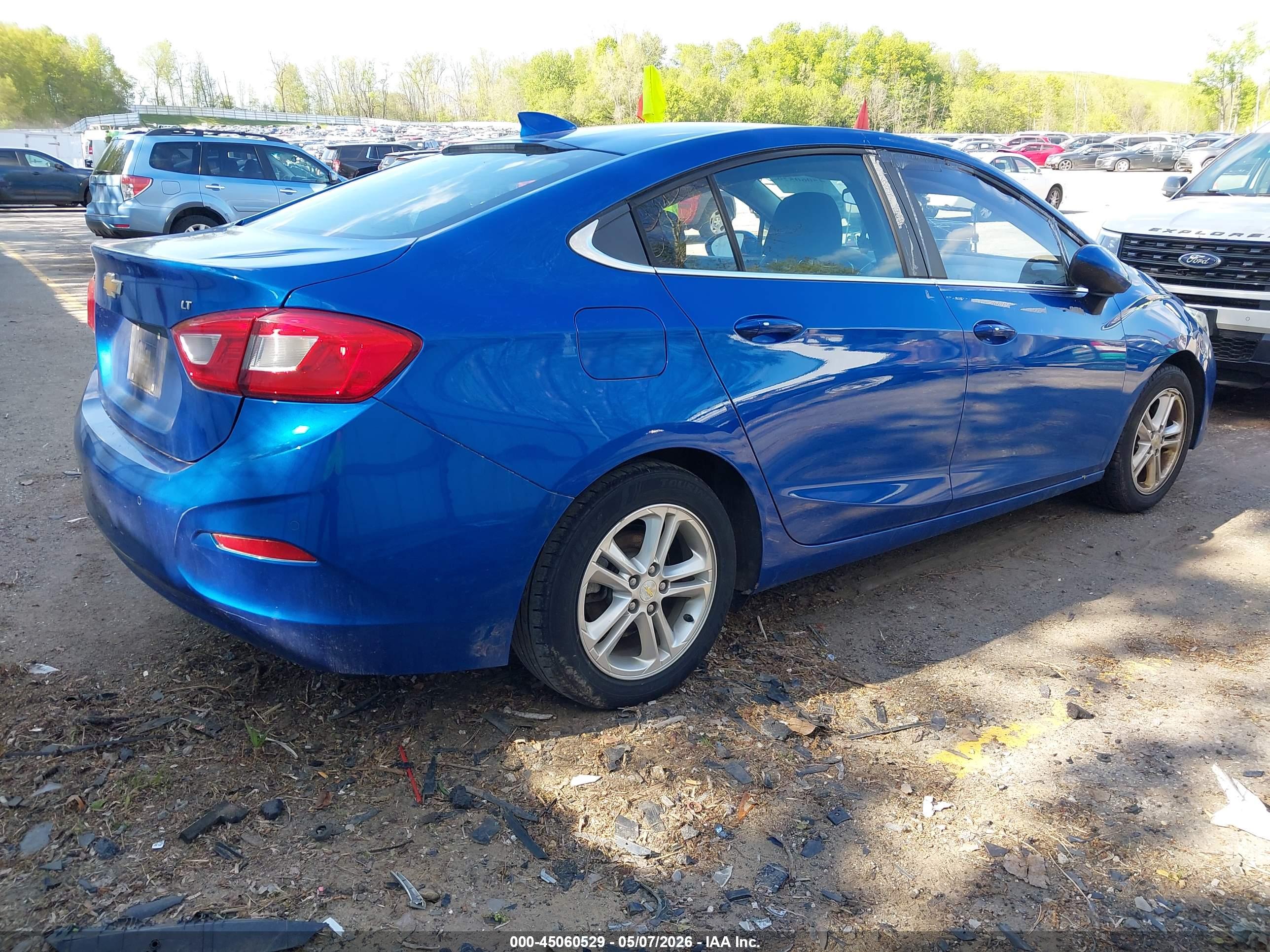 CHEVROLET CRUZE image 4