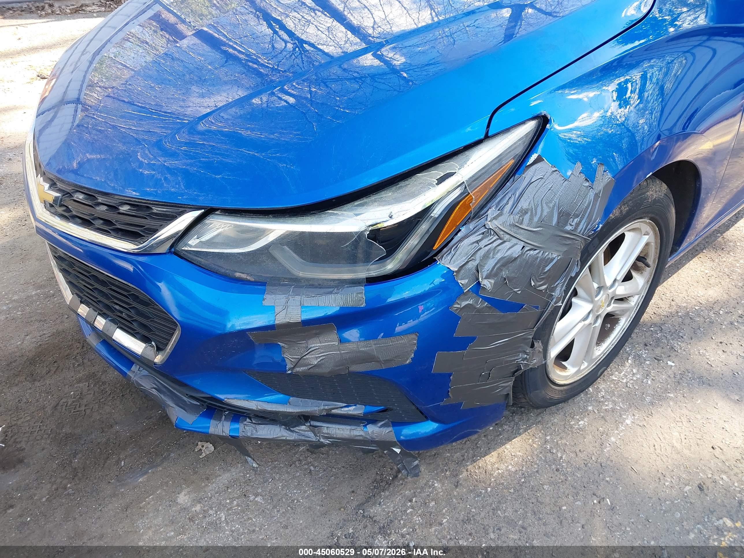 CHEVROLET CRUZE image 6