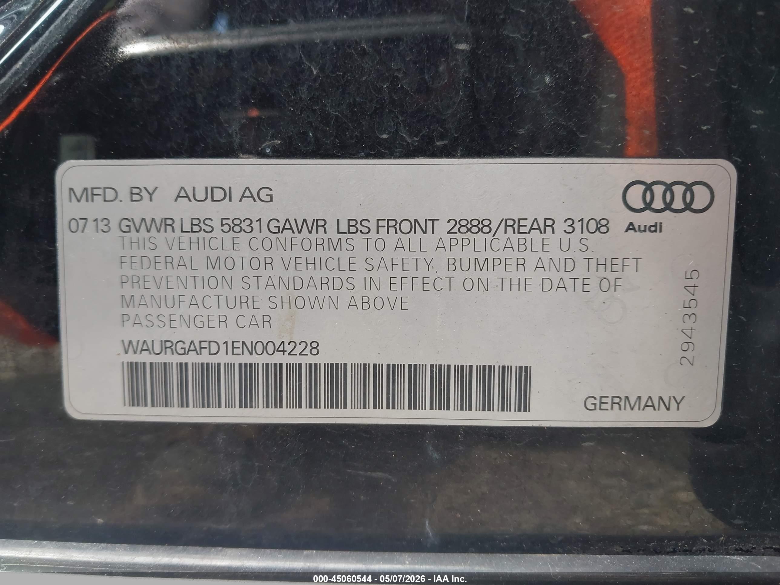 AUDI A8 image 9
