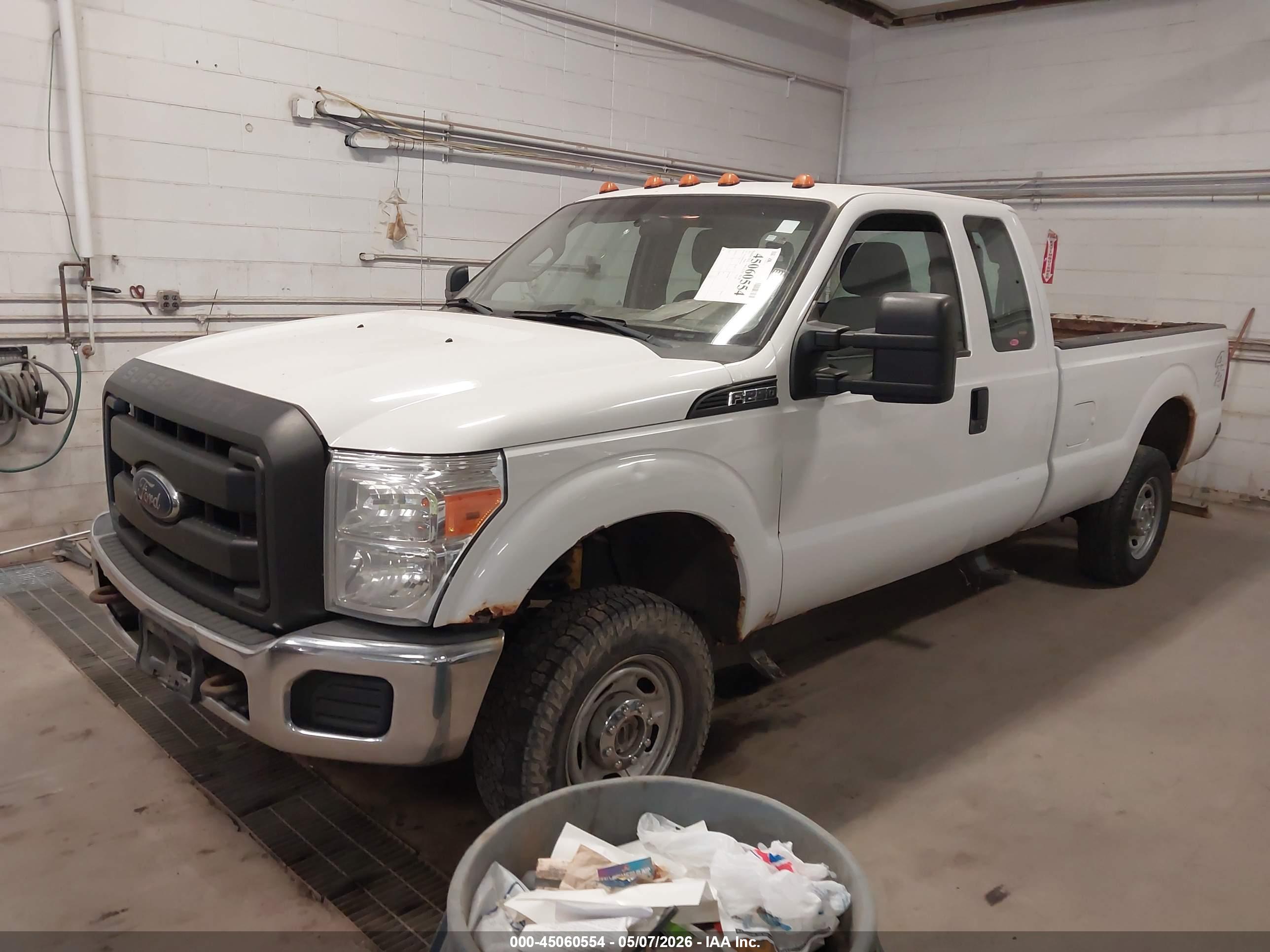 FORD F-250 image 2