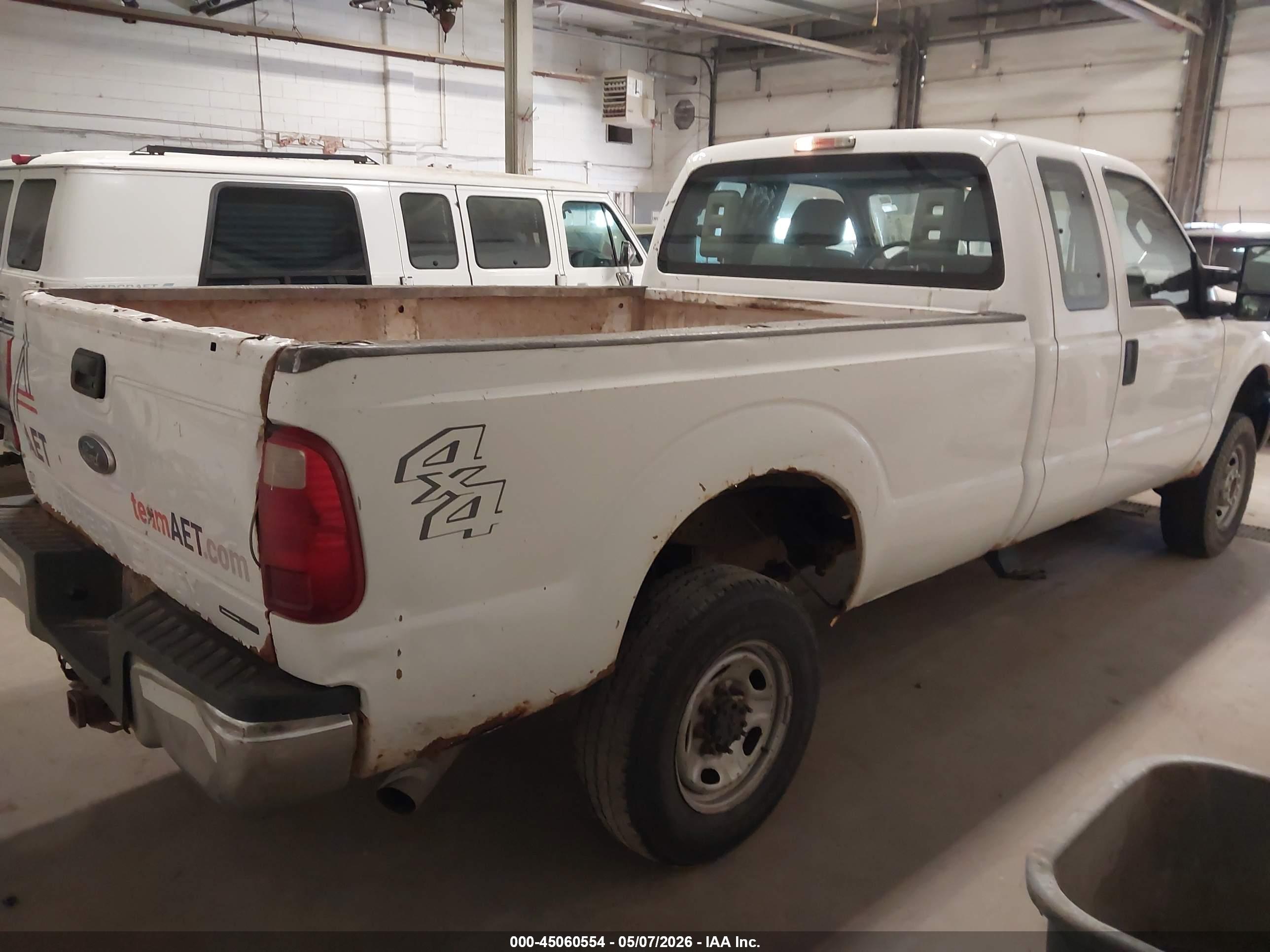 FORD F-250 image 4