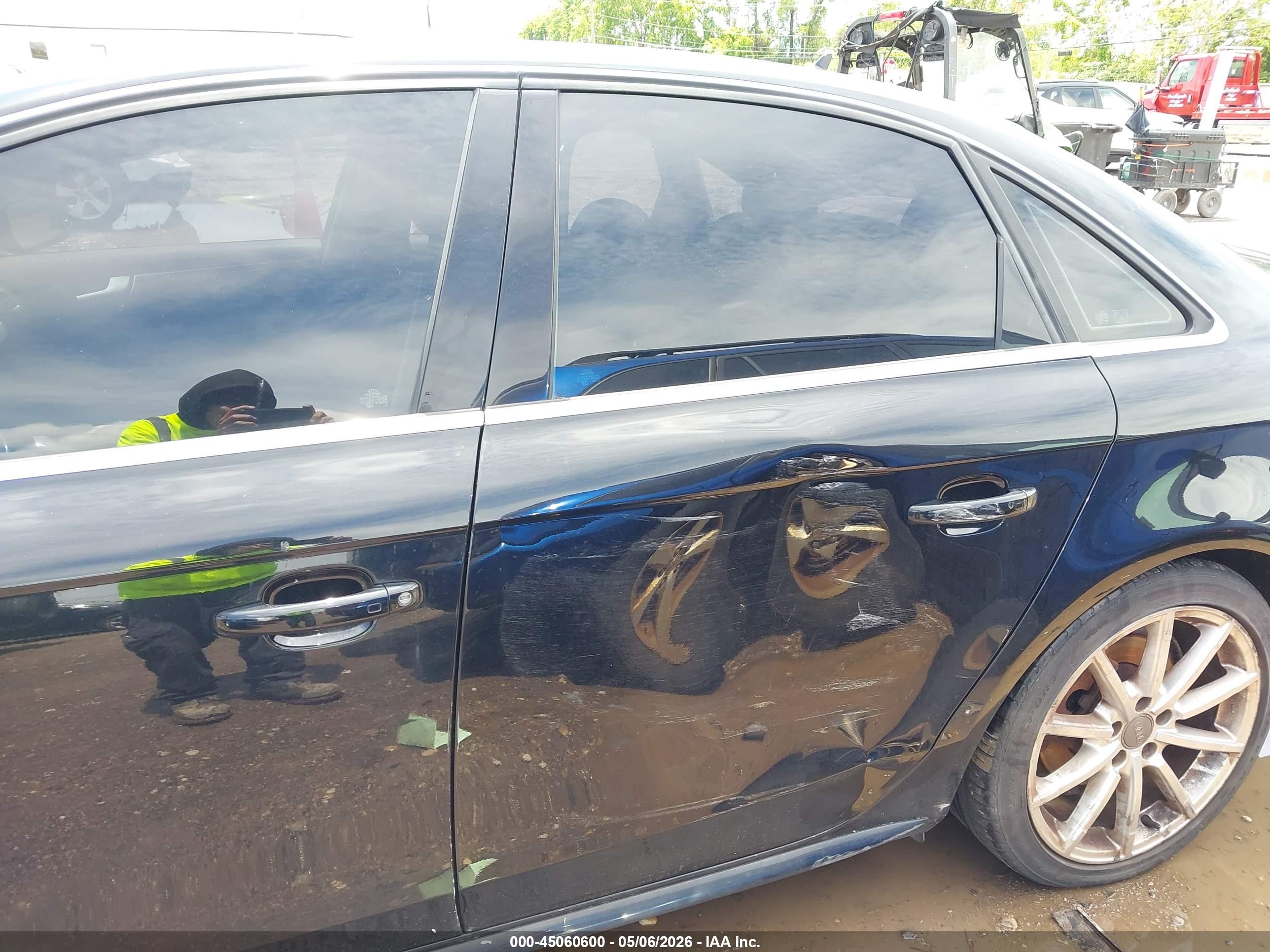 AUDI A4 image 6