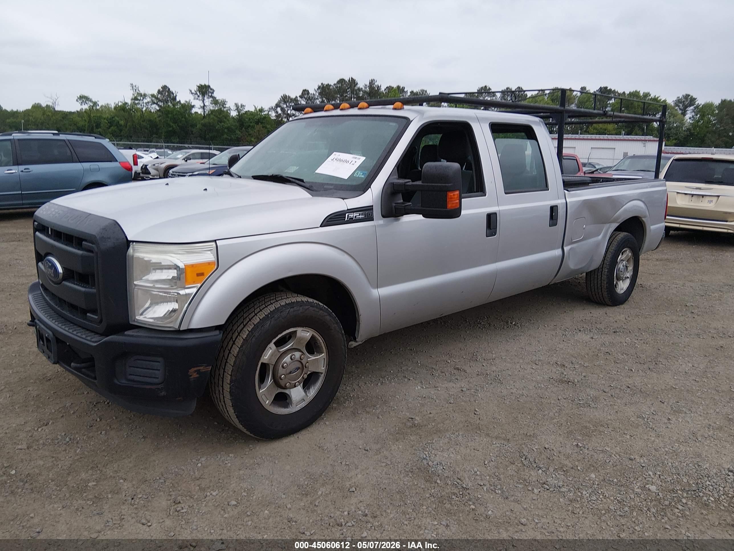 FORD F-250 image 2