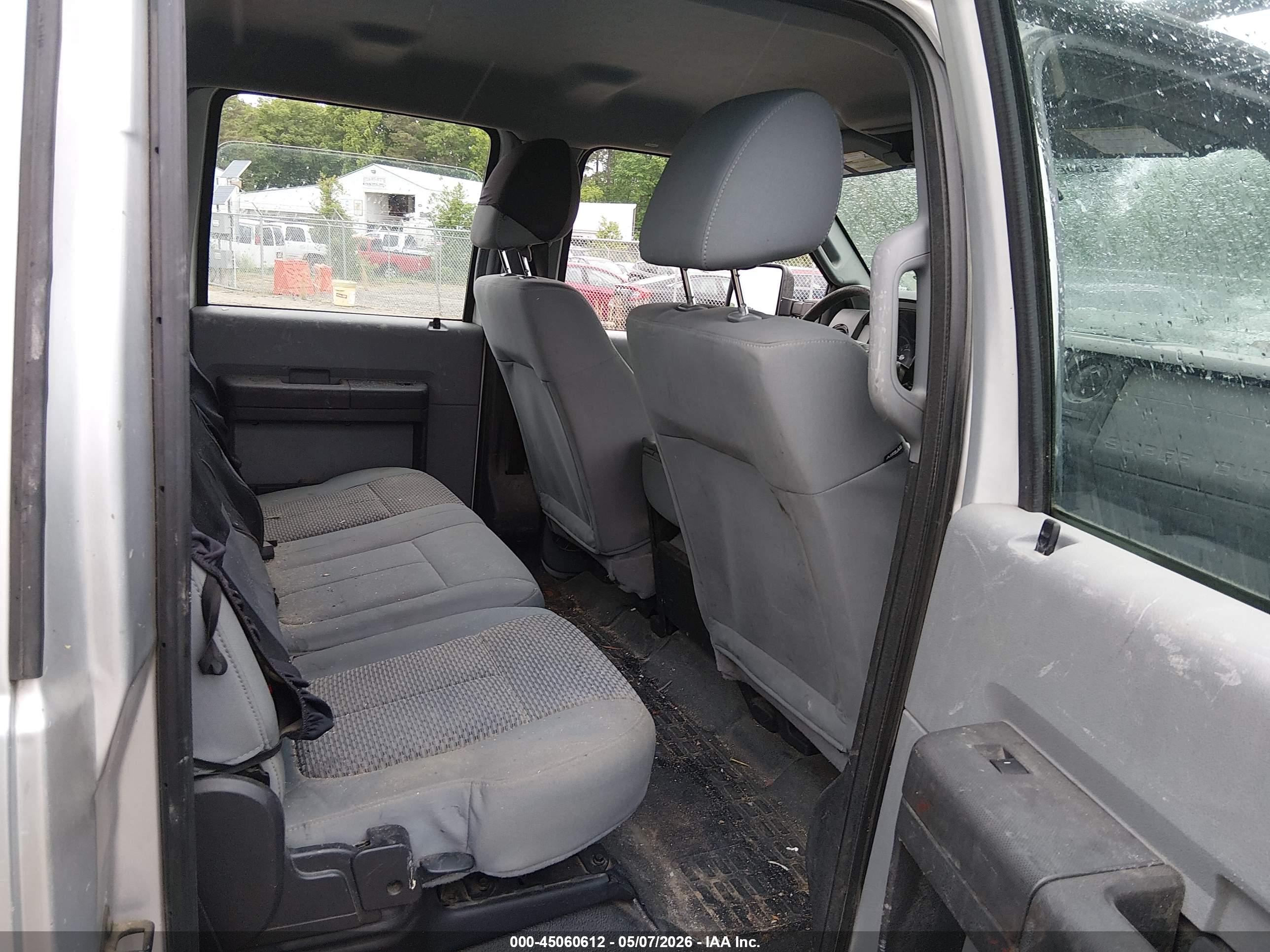 FORD F-250 image 8