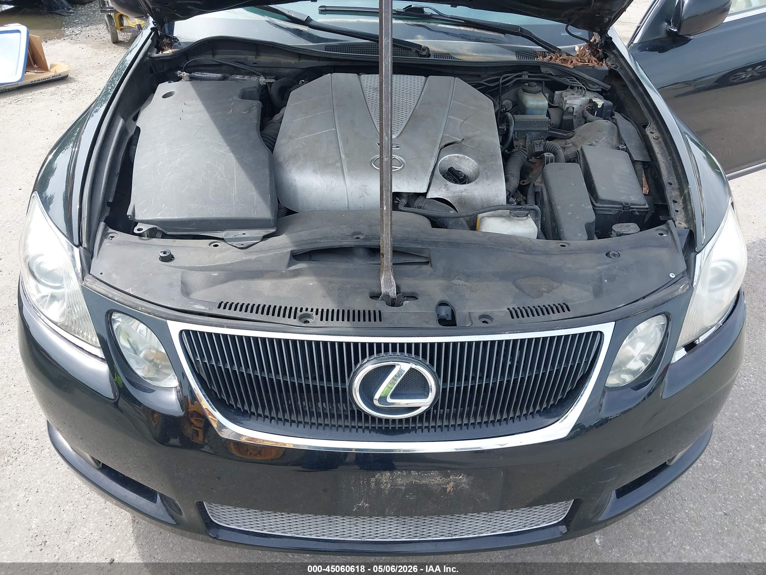 LEXUS GS image 10