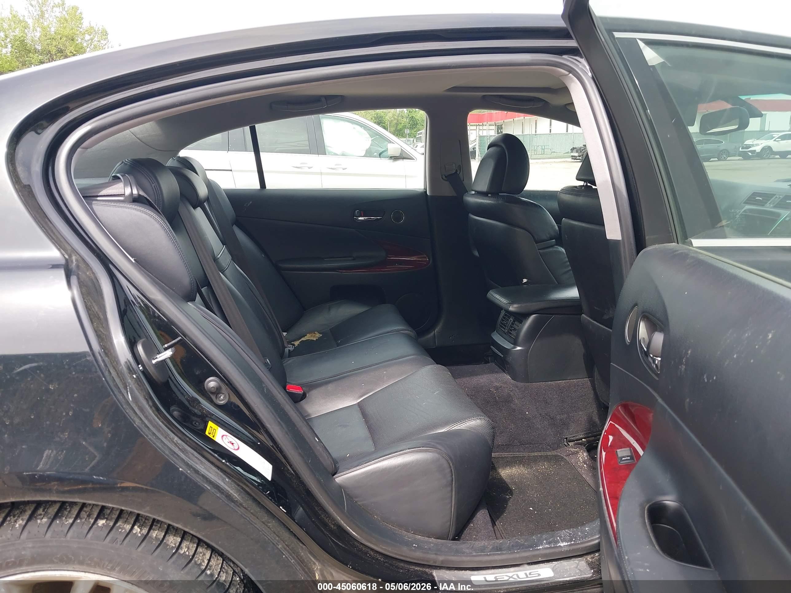 LEXUS GS image 8