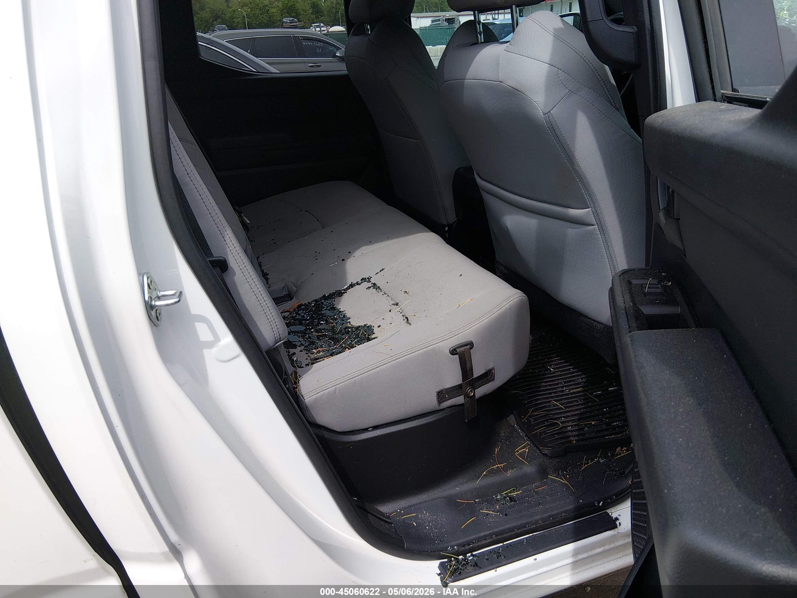 TOYOTA TACOMA image 8
