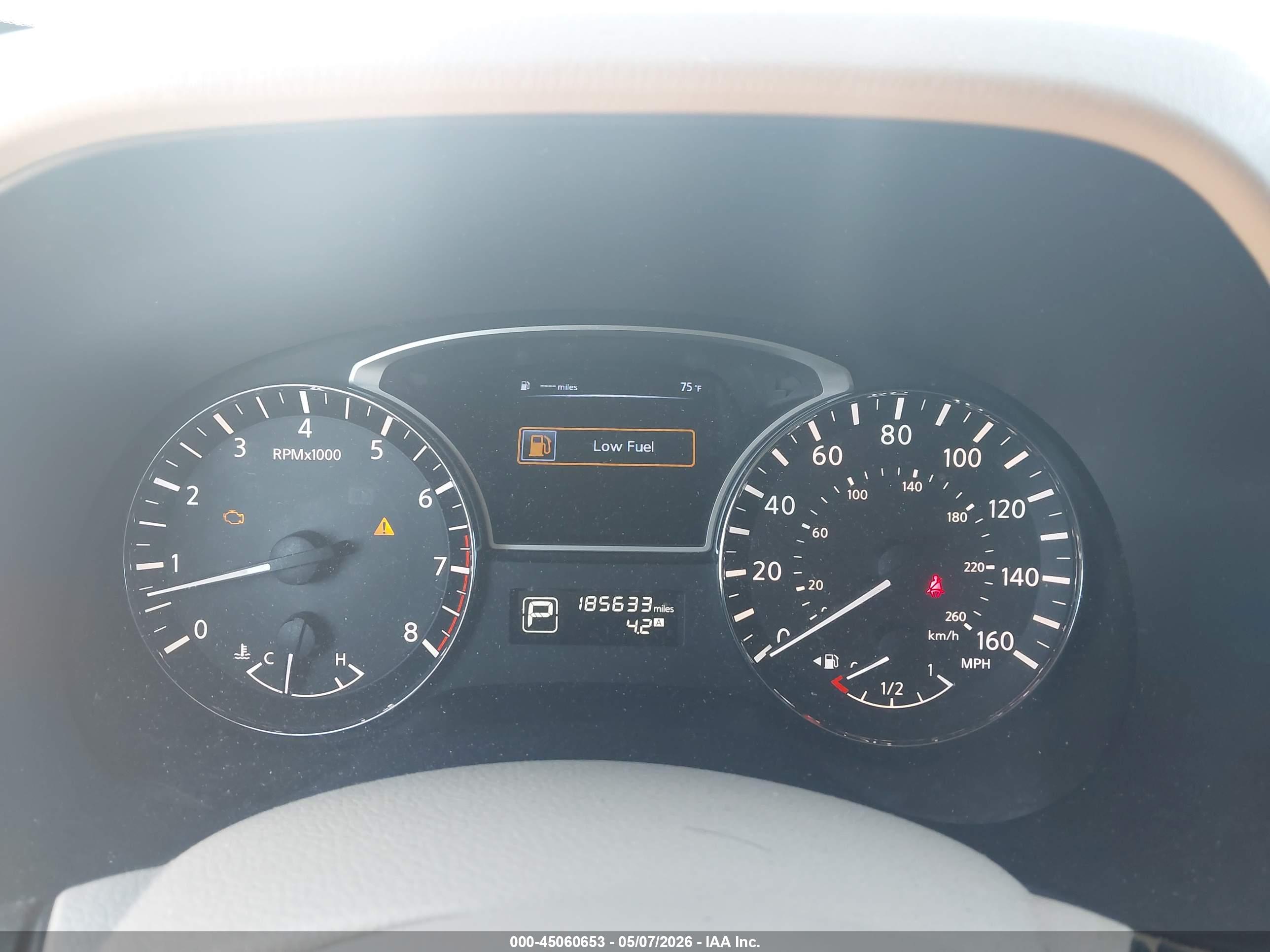 NISSAN PATHFINDER image 7