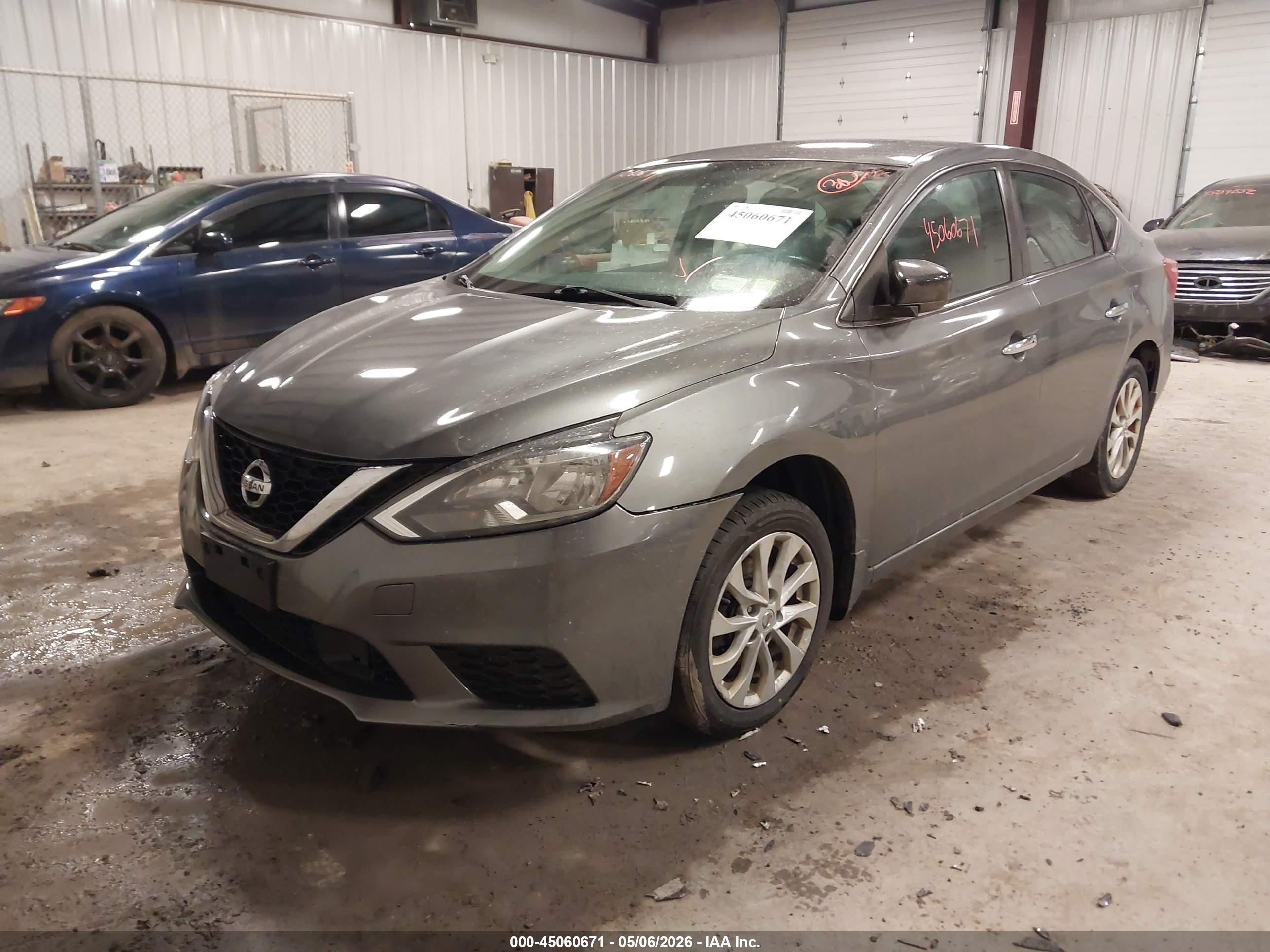 NISSAN SENTRA image 2