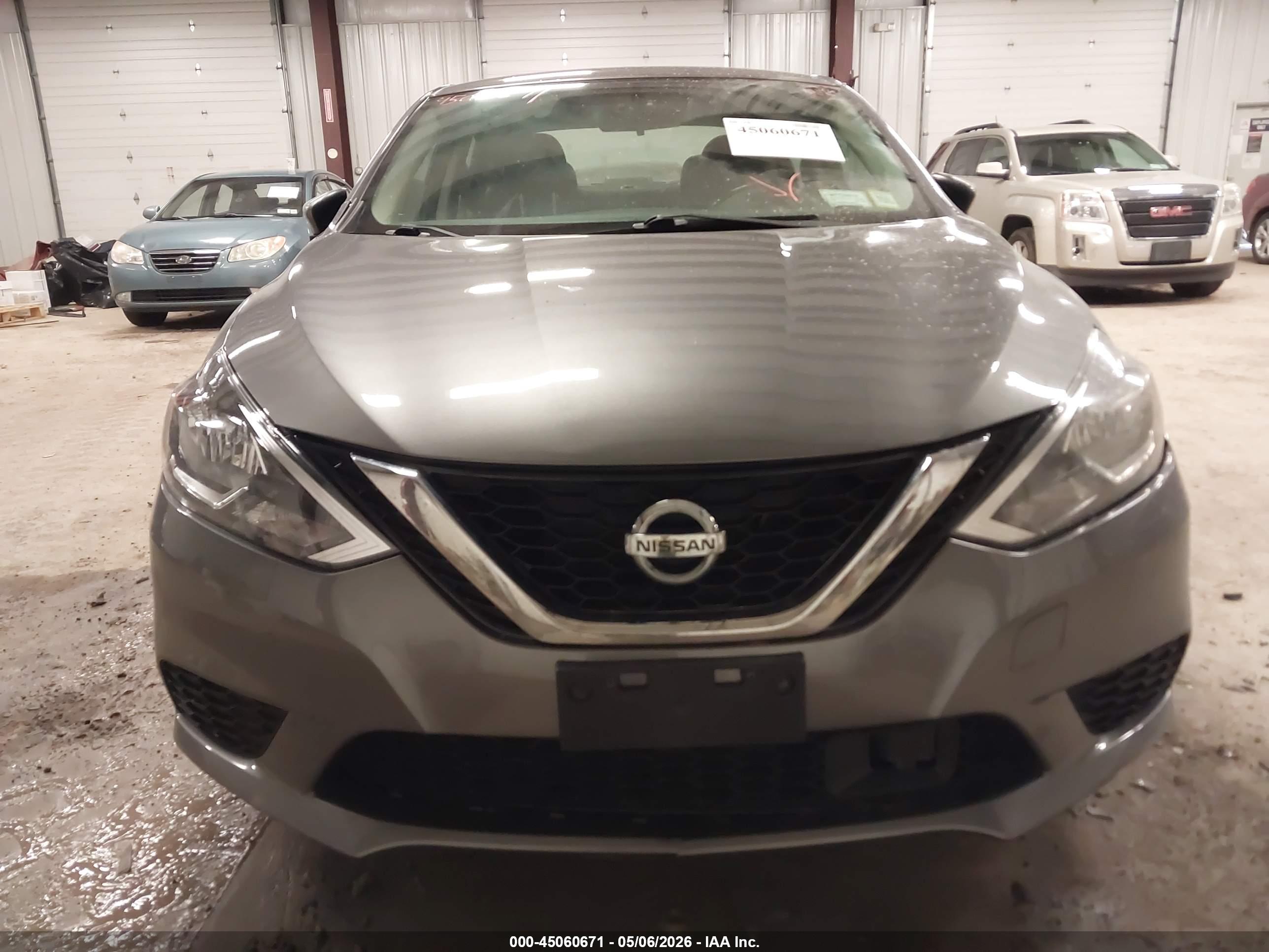 NISSAN SENTRA image 6