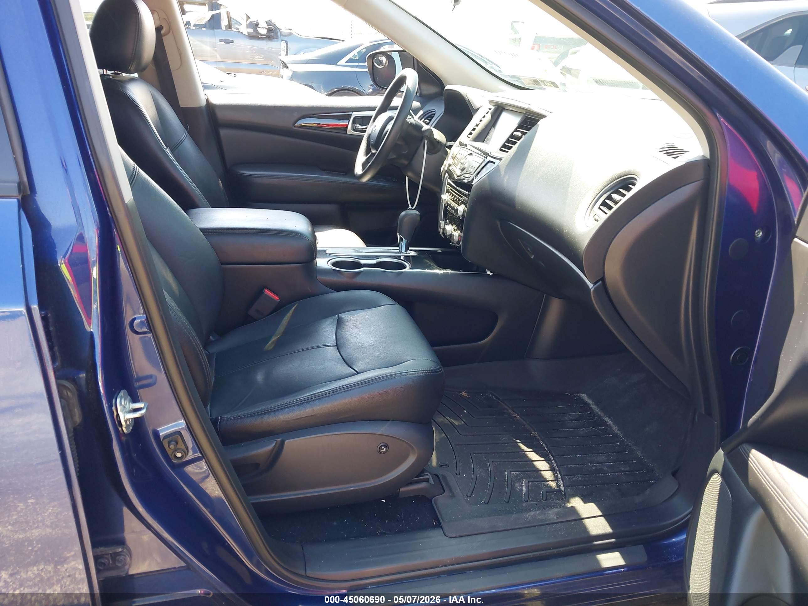 NISSAN PATHFINDER image 5