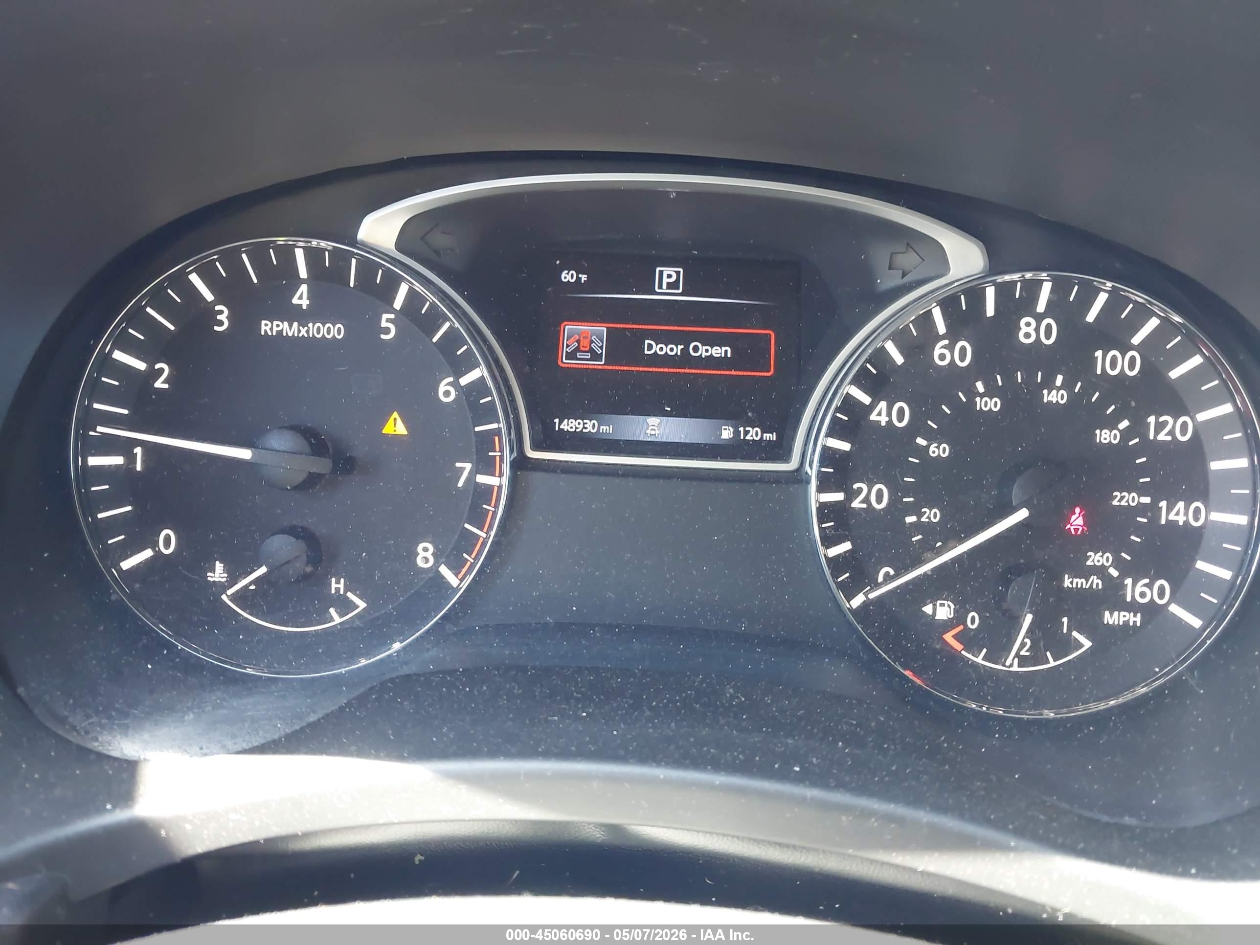 NISSAN PATHFINDER image 7
