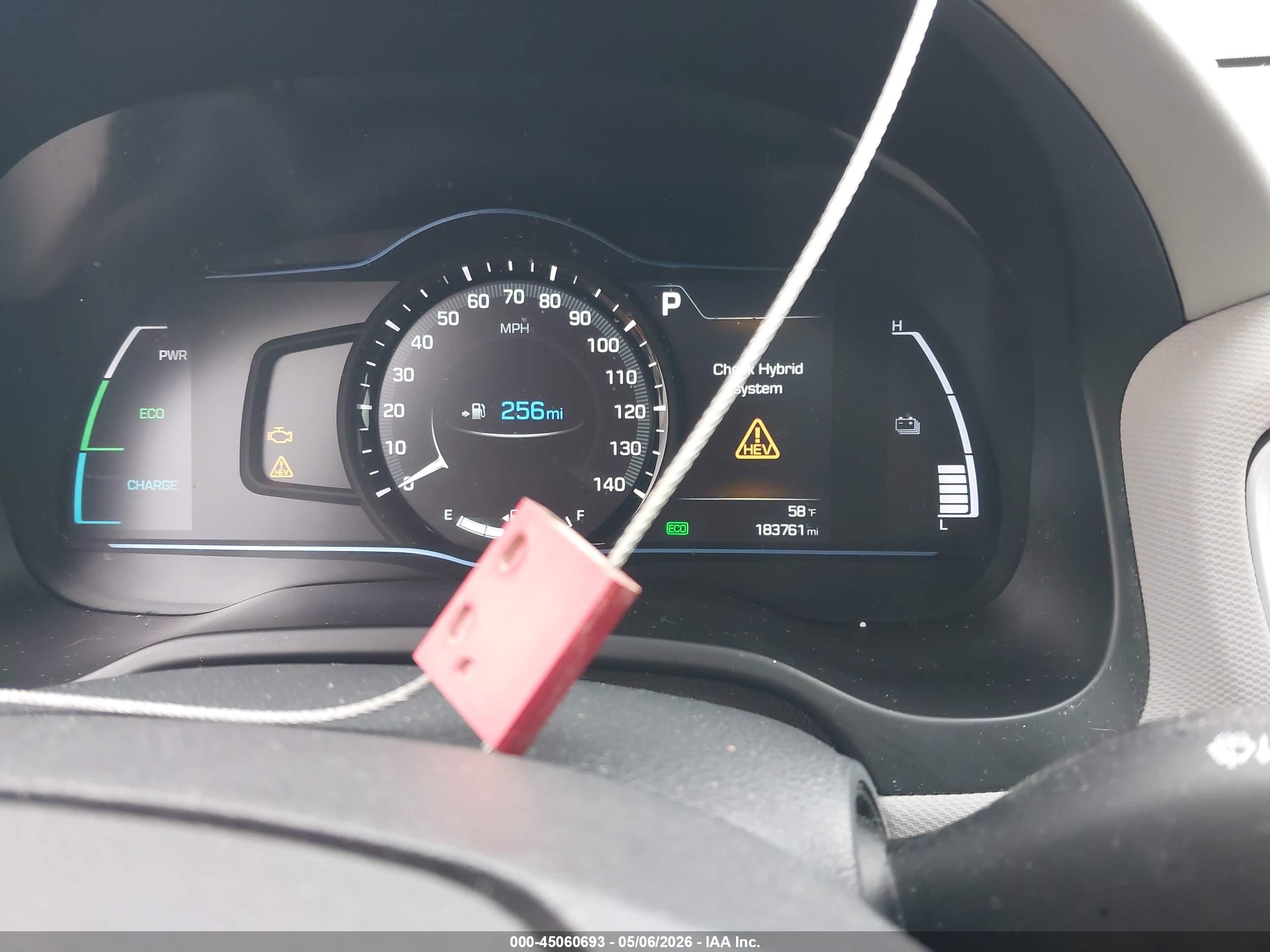 HYUNDAI IONIQ image 7