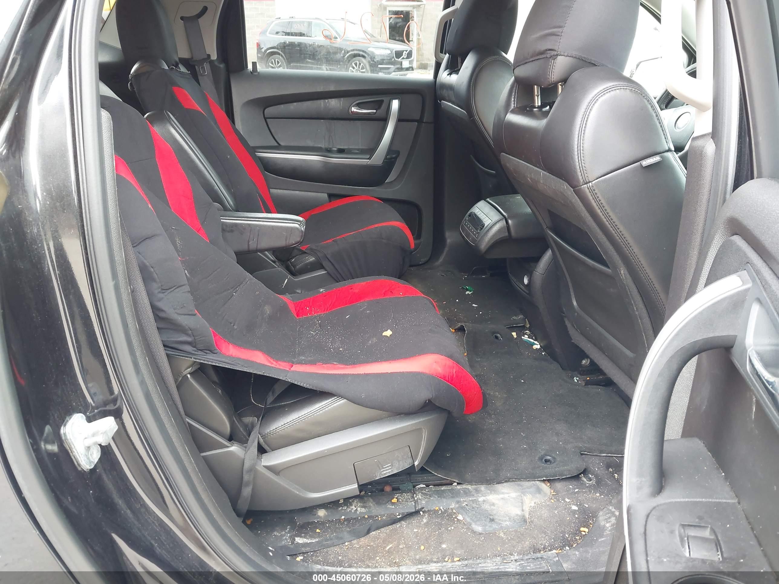 GMC ACADIA image 8