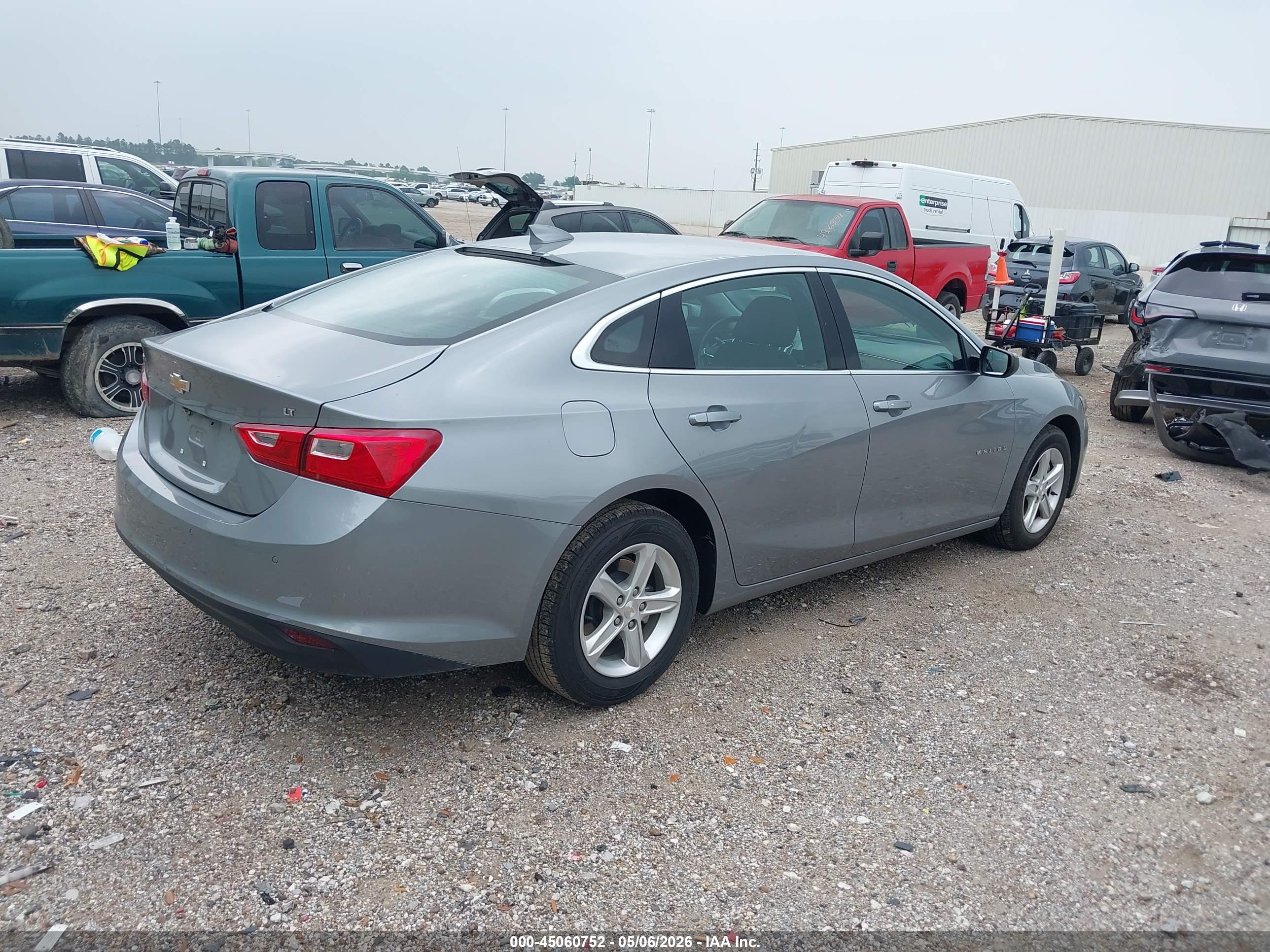 CHEVROLET MALIBU image 4