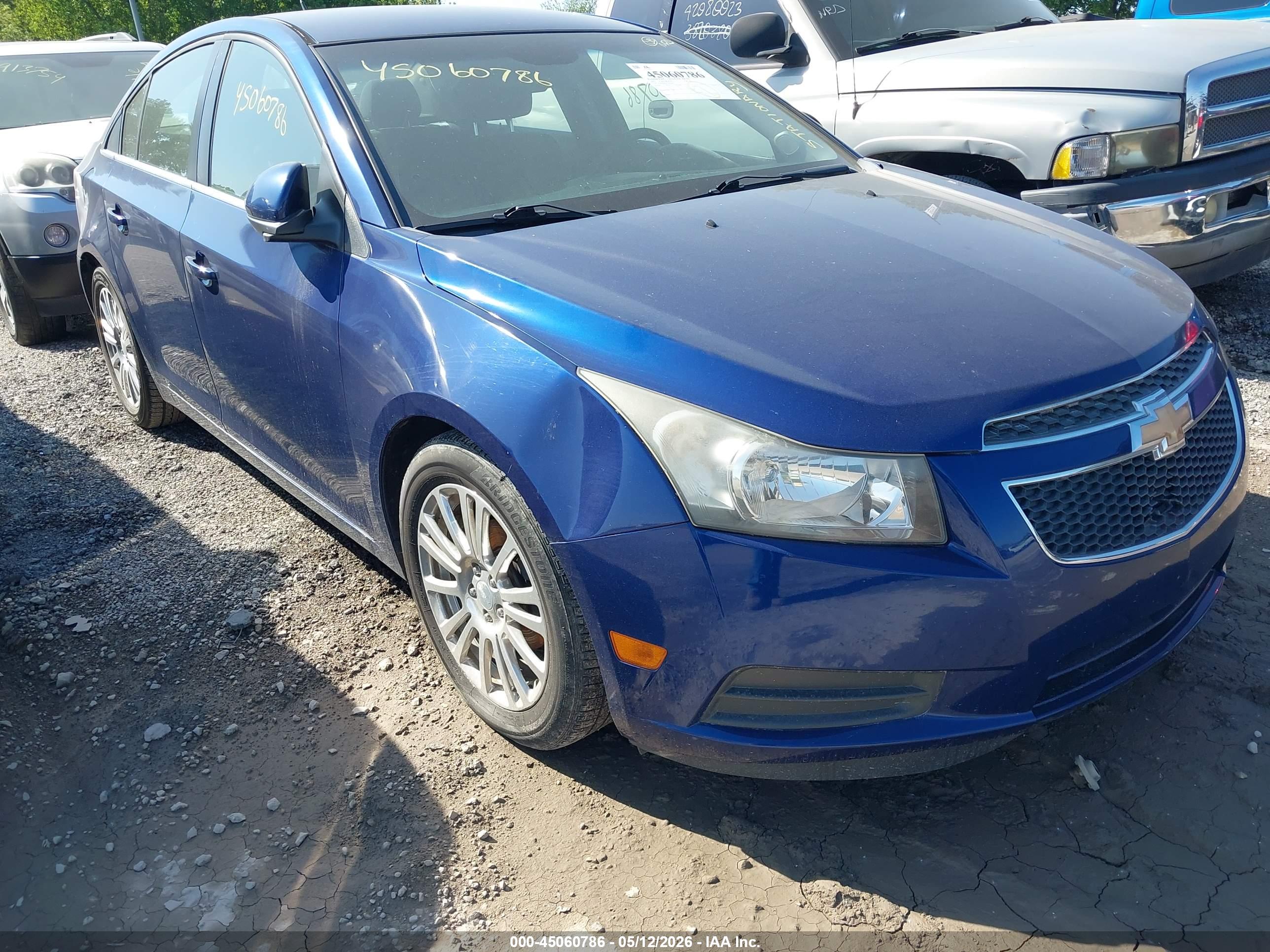 CHEVROLET CRUZE image 6