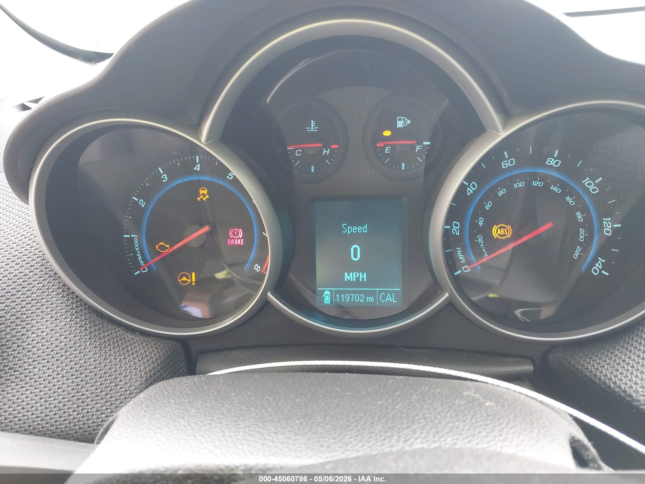 CHEVROLET CRUZE image 7