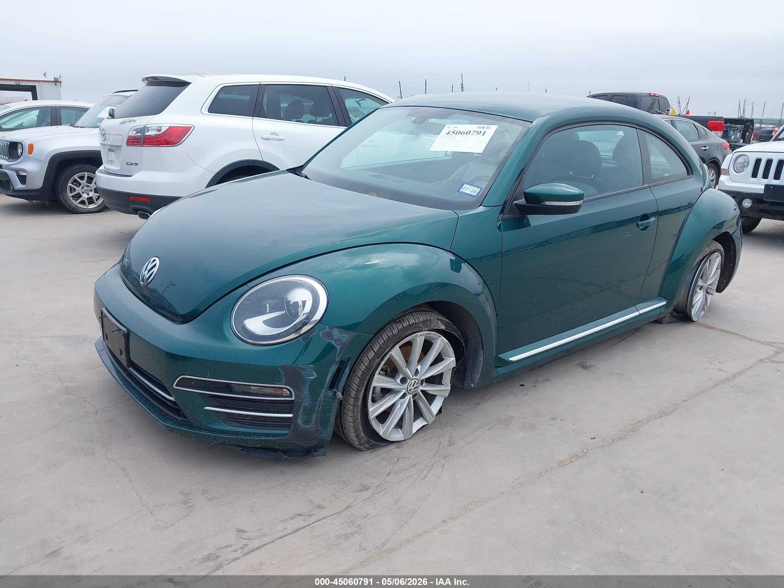 VOLKSWAGEN BEETLE image 2