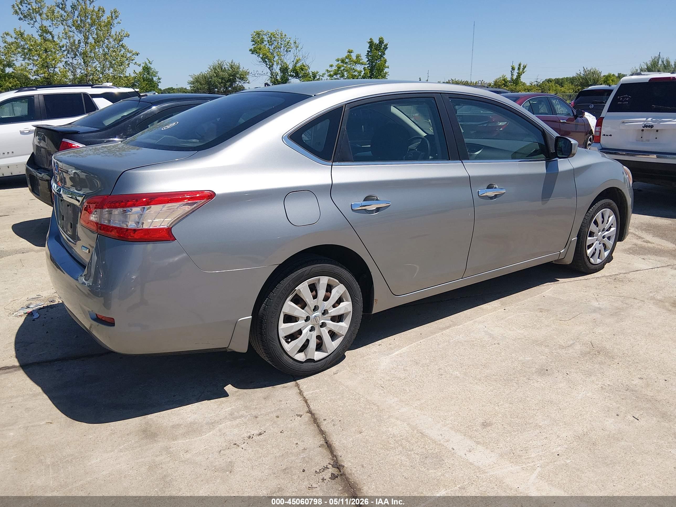 NISSAN SENTRA image 4