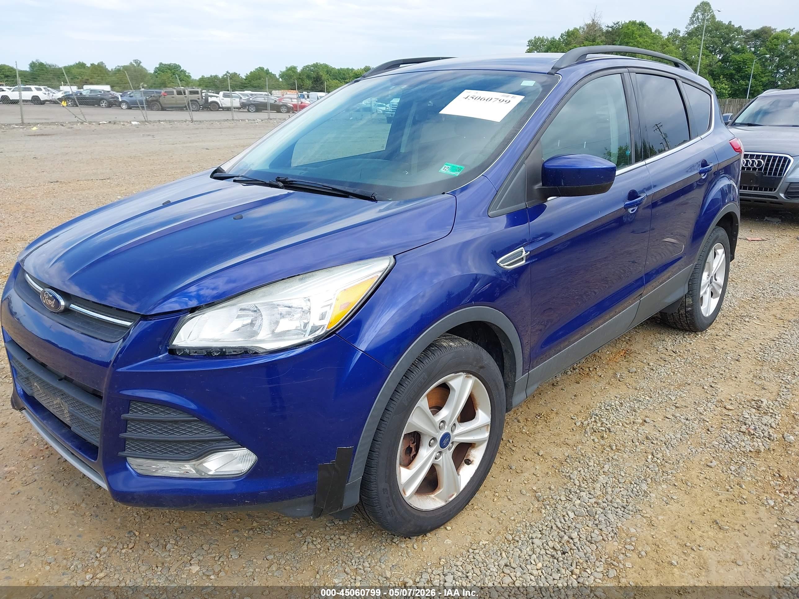 FORD ESCAPE image 2