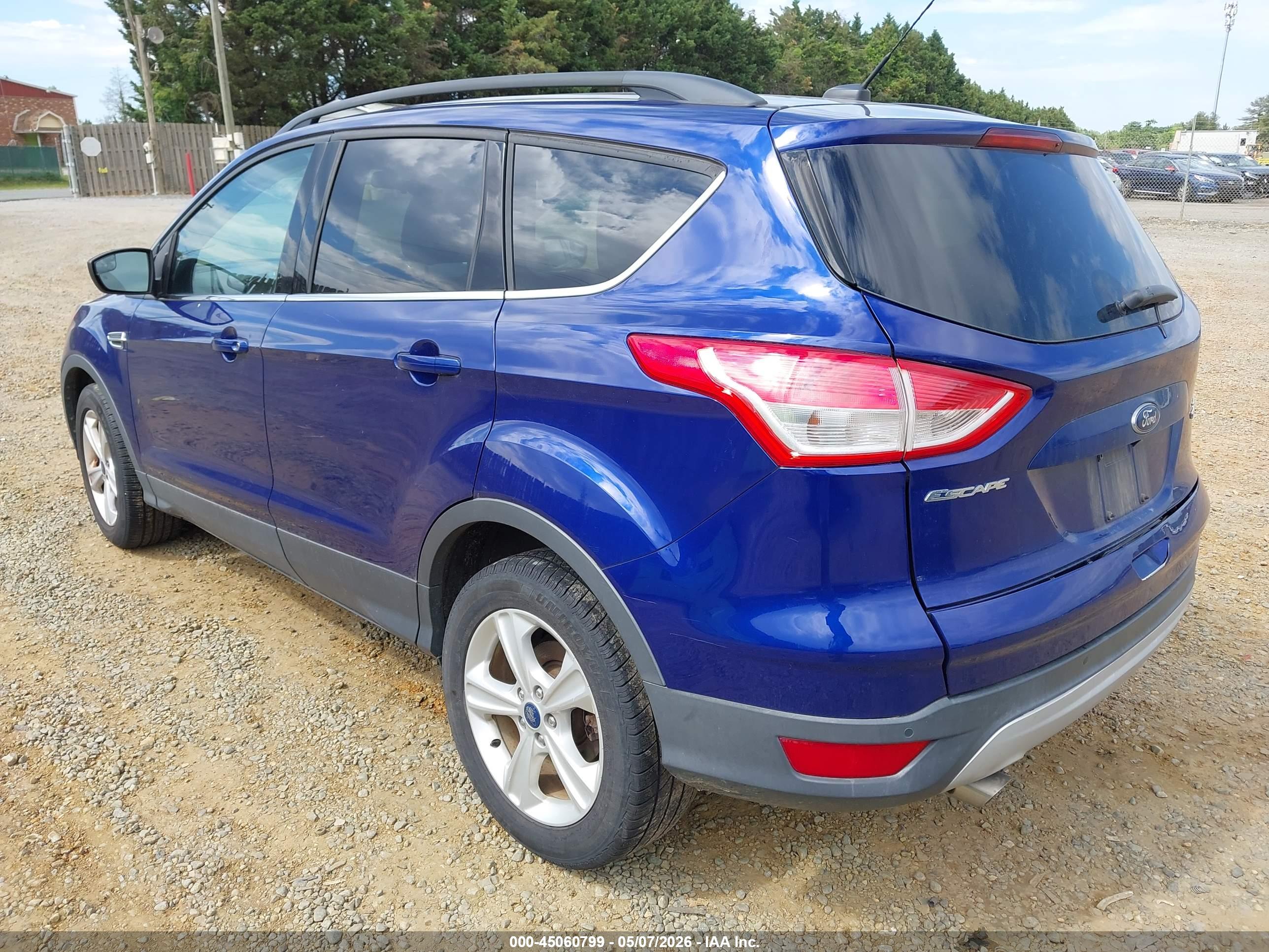 FORD ESCAPE image 3