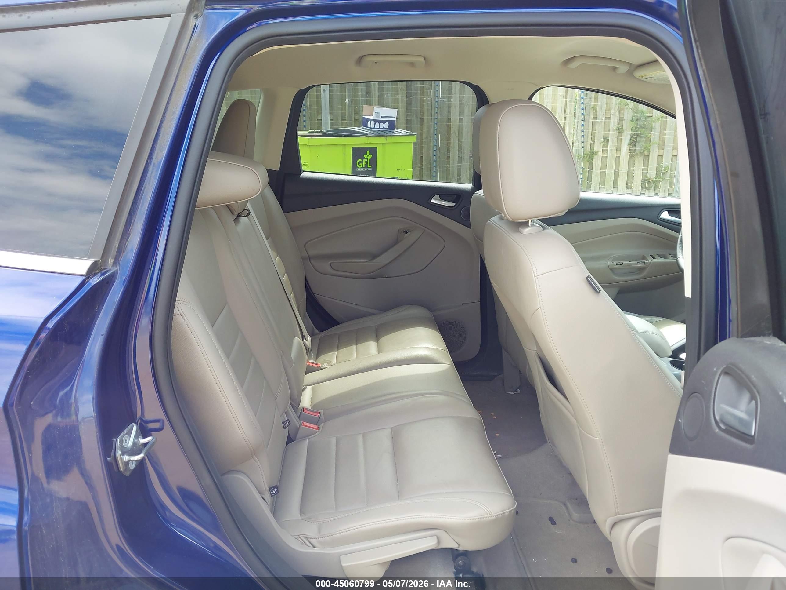 FORD ESCAPE image 8