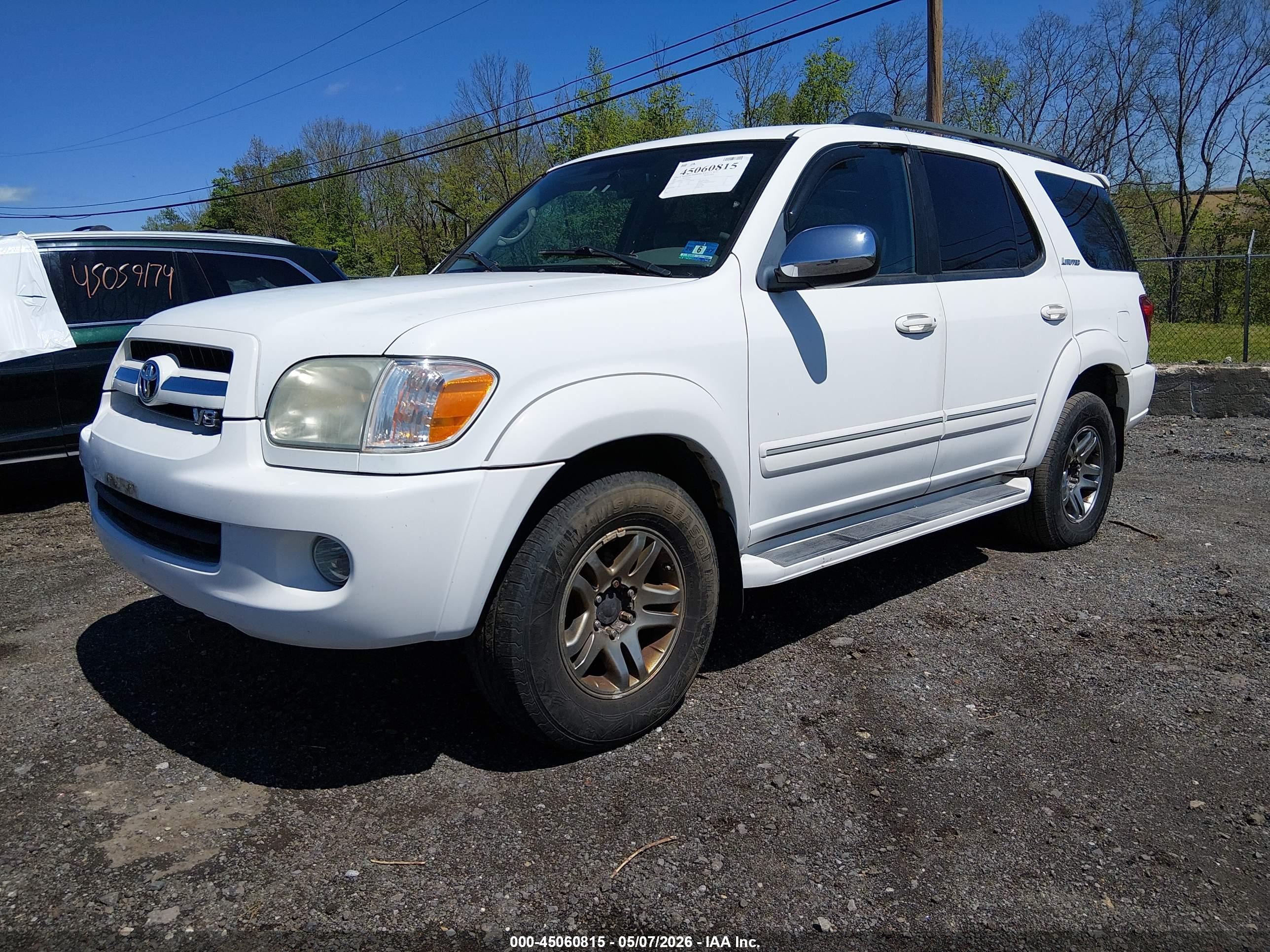 TOYOTA SEQUOIA image 2