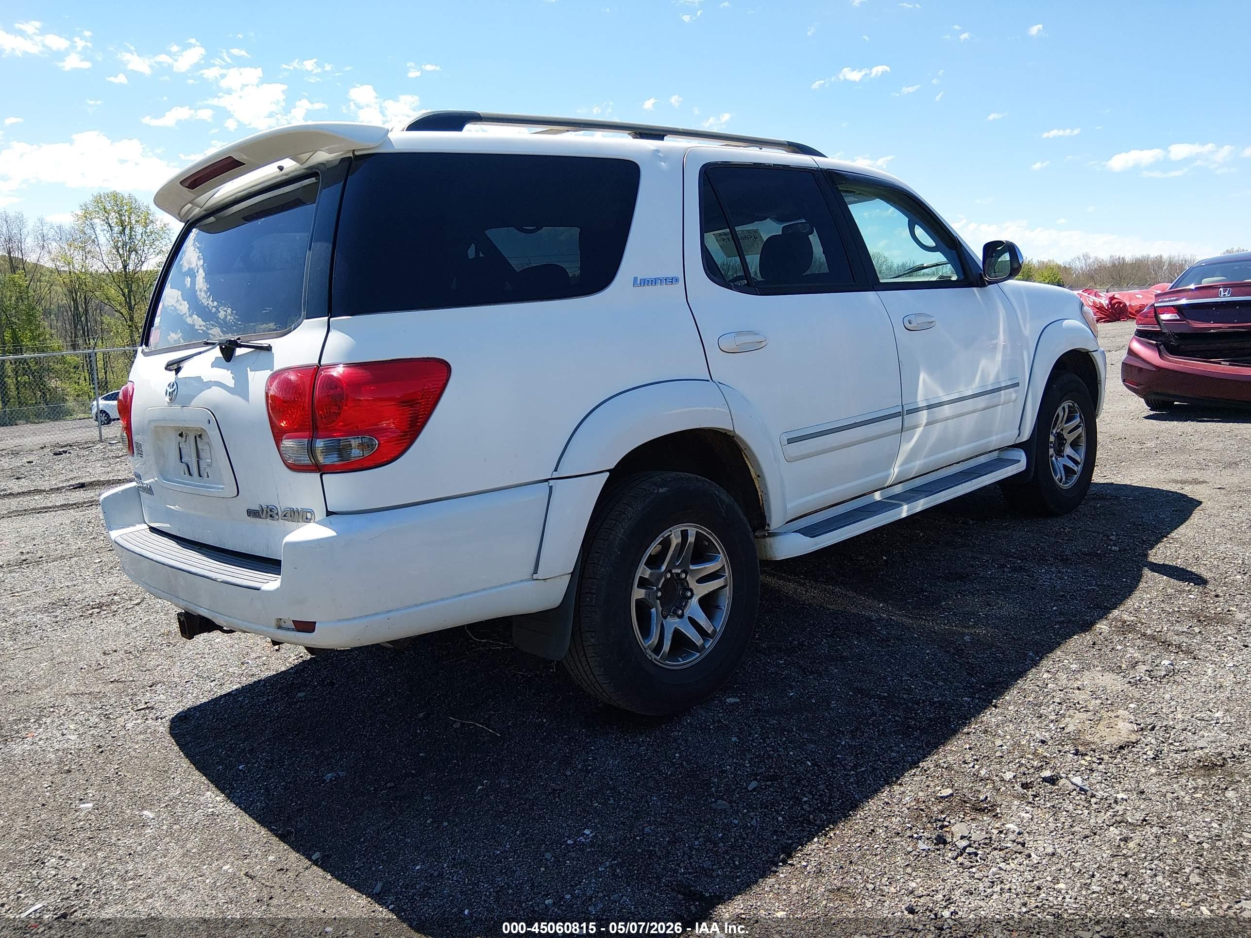 TOYOTA SEQUOIA image 4