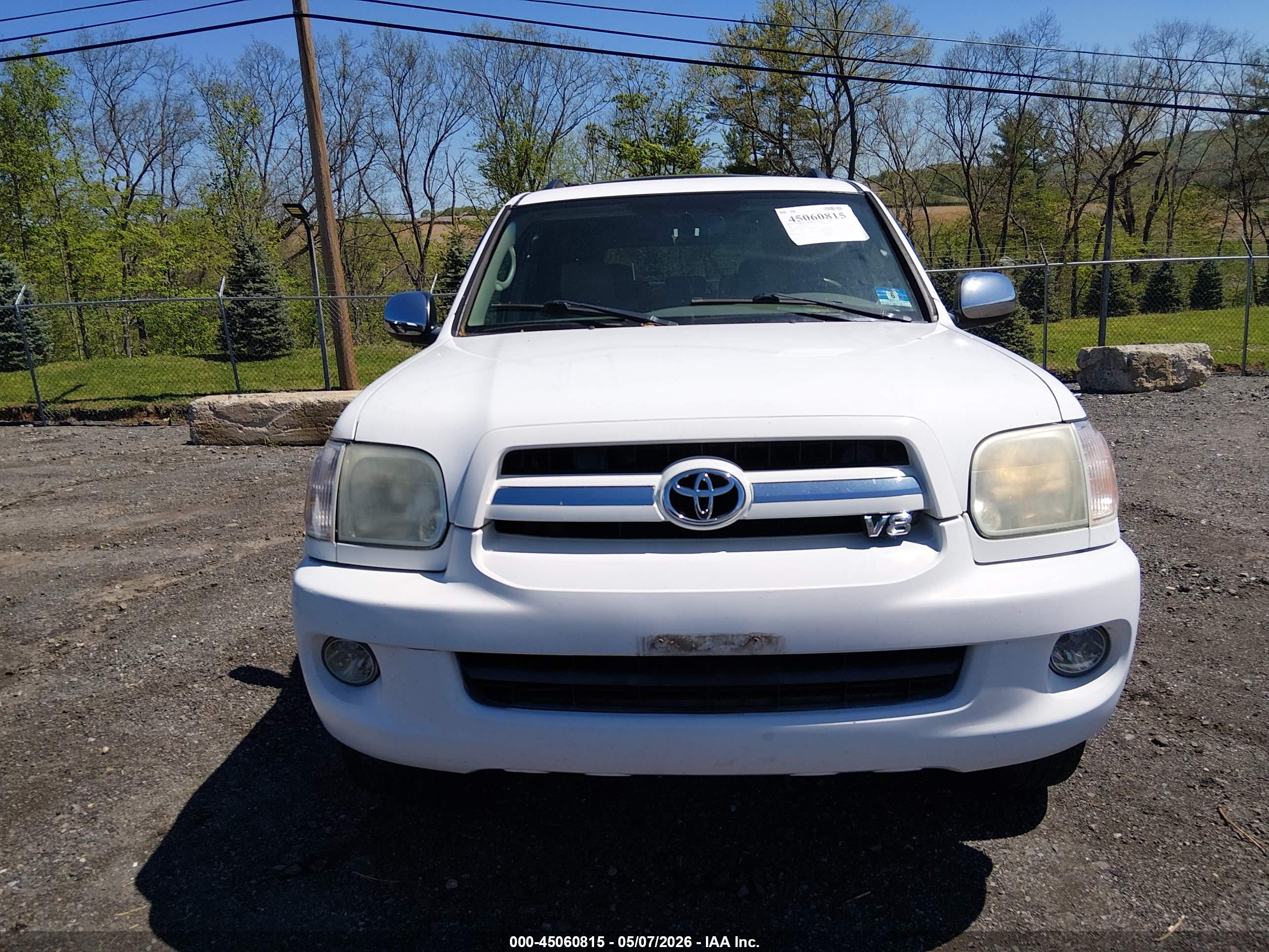 TOYOTA SEQUOIA image 6