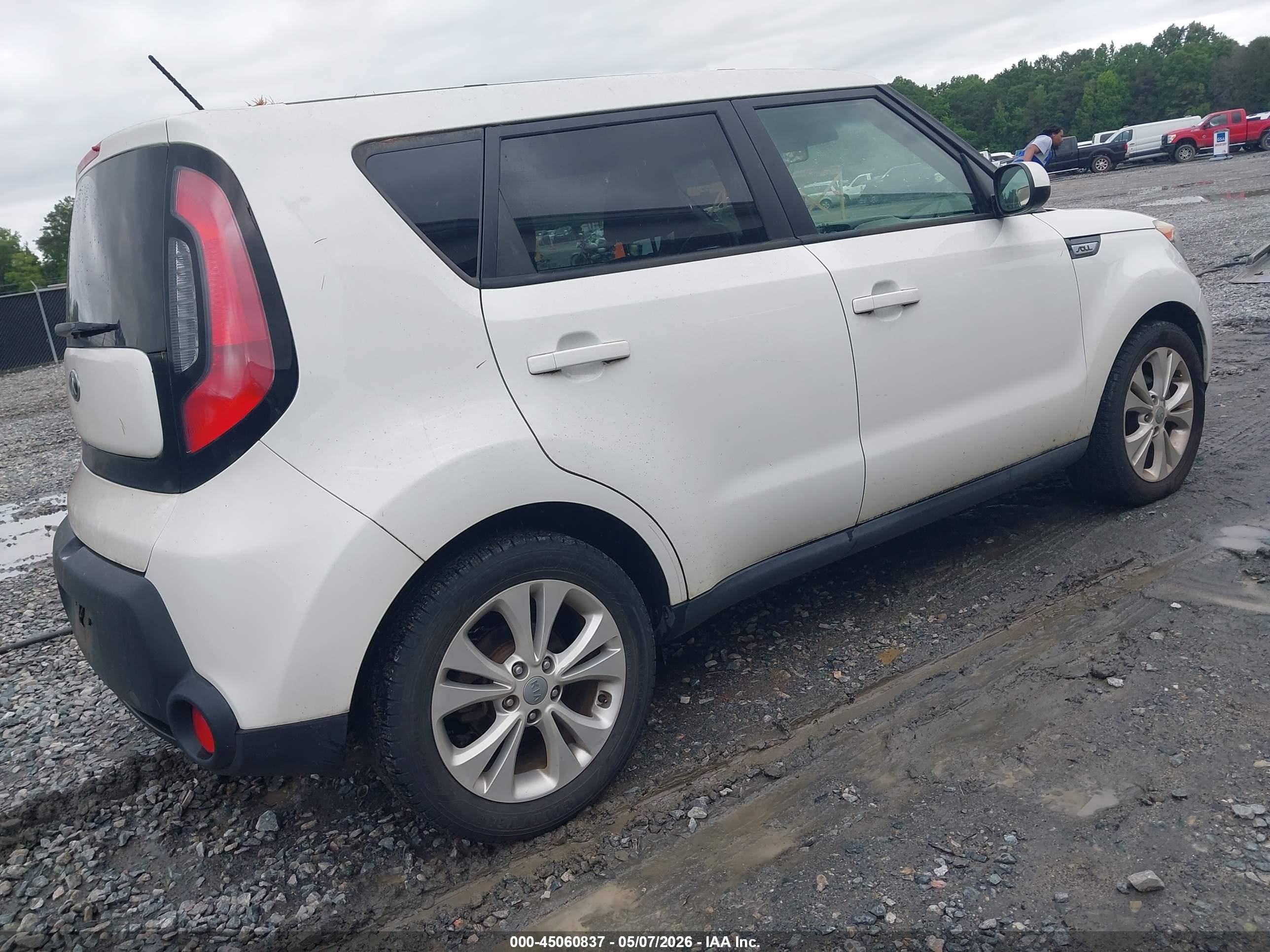 KIA SOUL image 4