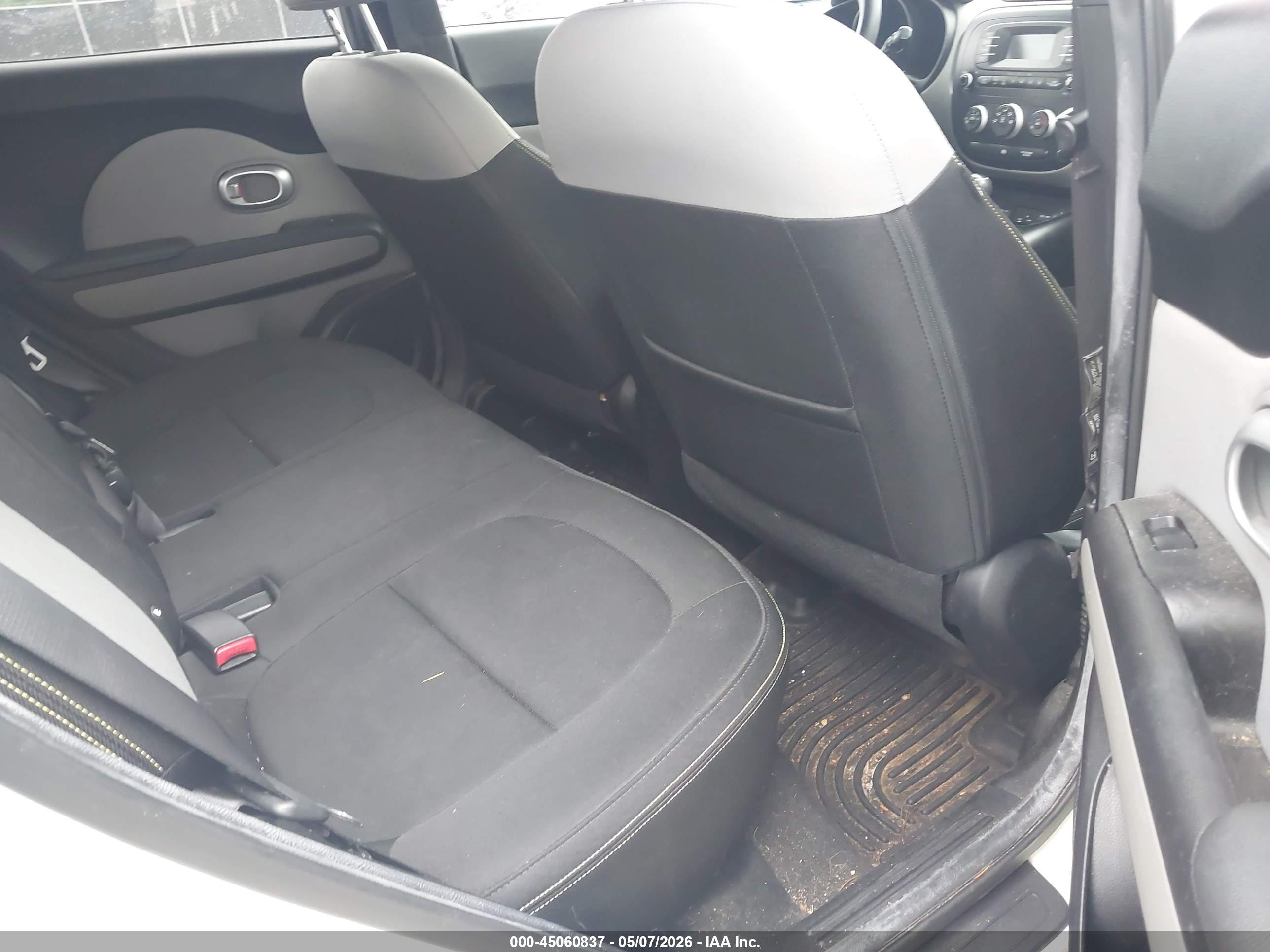 KIA SOUL image 8