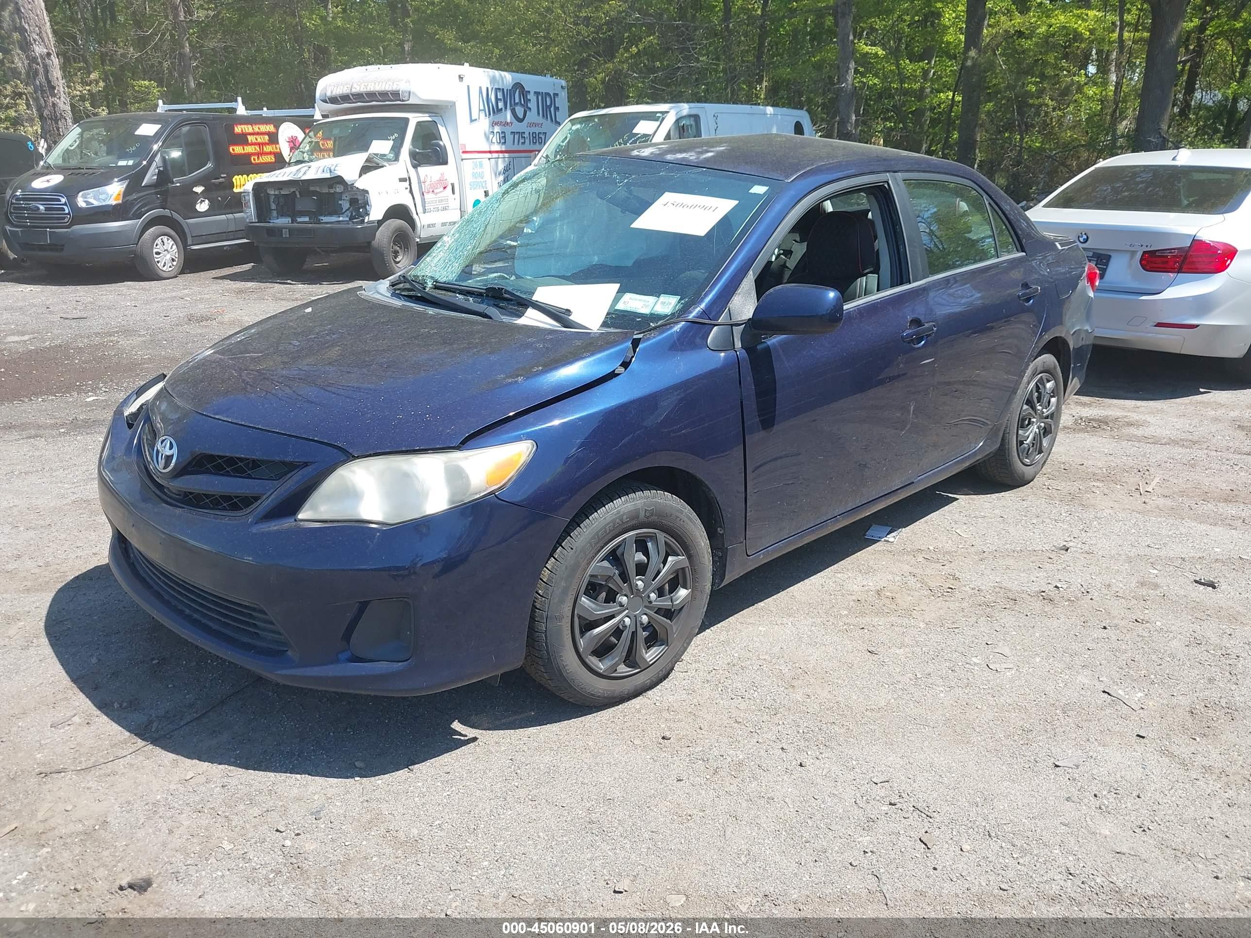 TOYOTA COROLLA image 2
